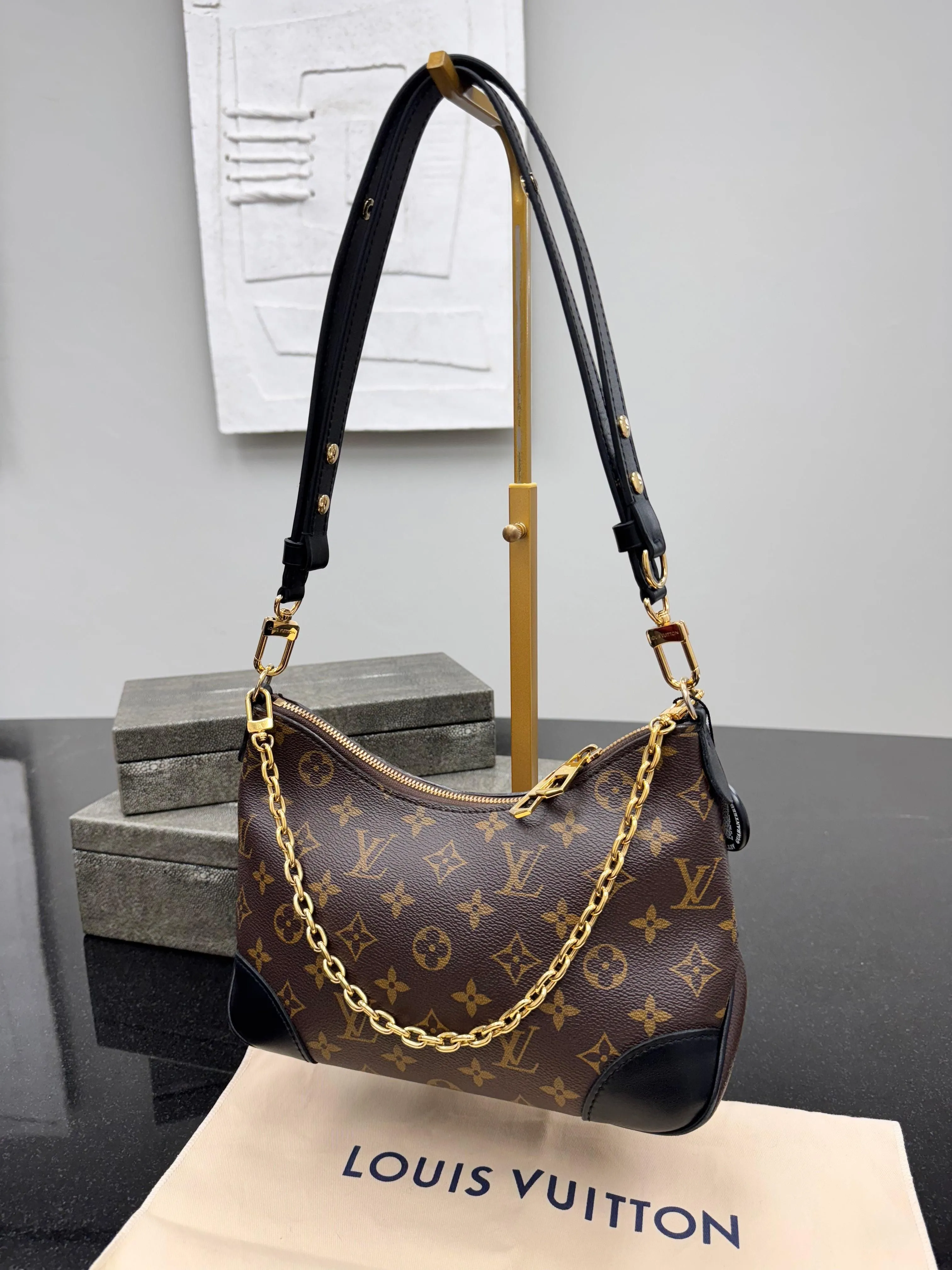 *DONS DROP* Louis Vuitton Monogram Boulogne NM Shoulder Bag