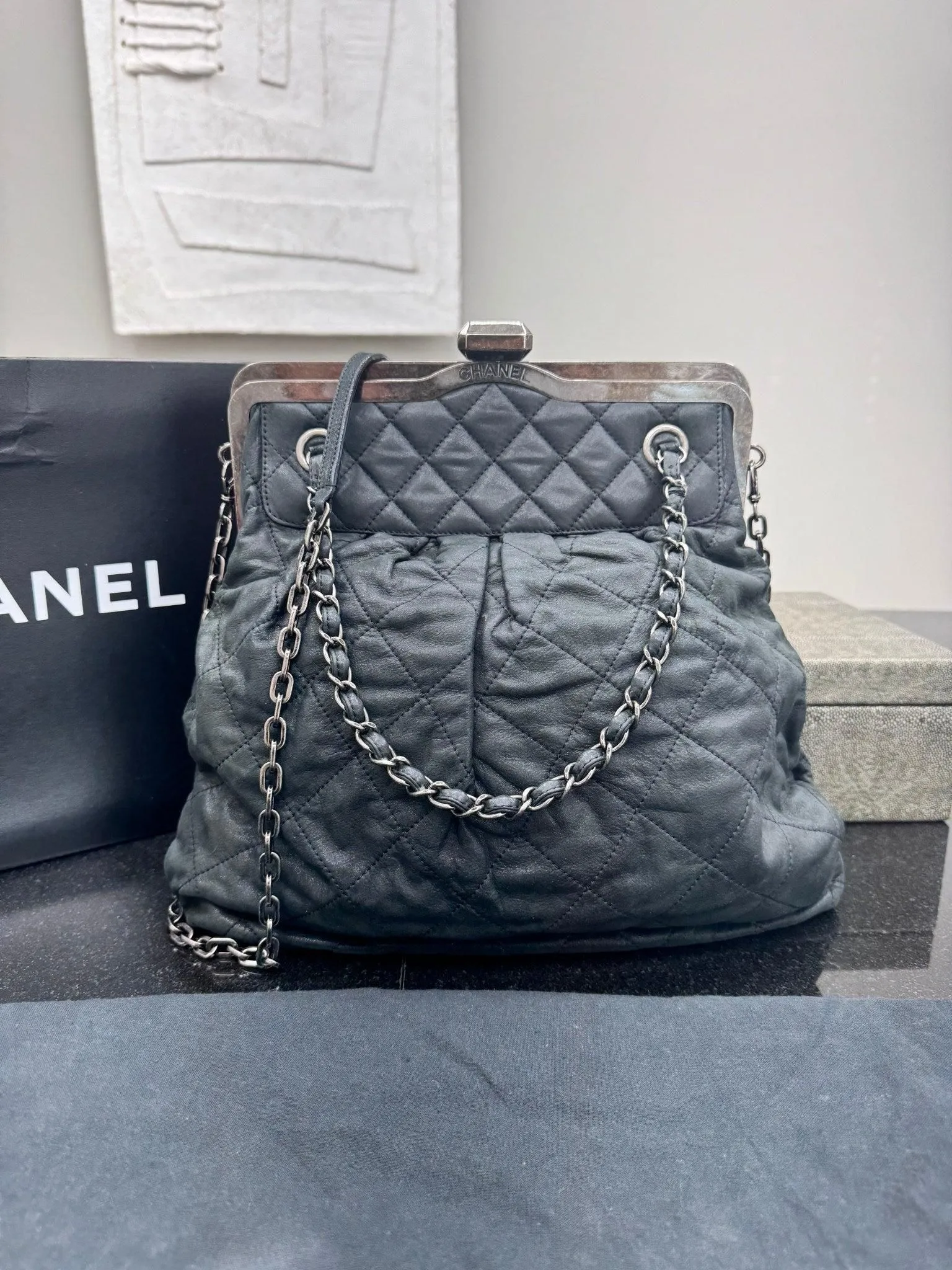 Chanel Black Iridescent Quilted Leather Chic Quilt Frame Tote Bag