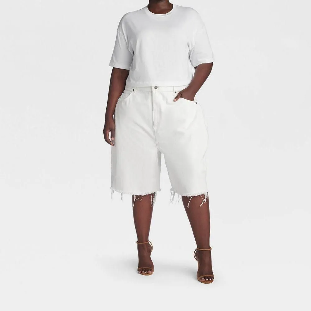 New without Tags - Size: 28 - KBB by KAHLANA Women's Low-Rise Wide Leg 'The Rachel Shorts' - White