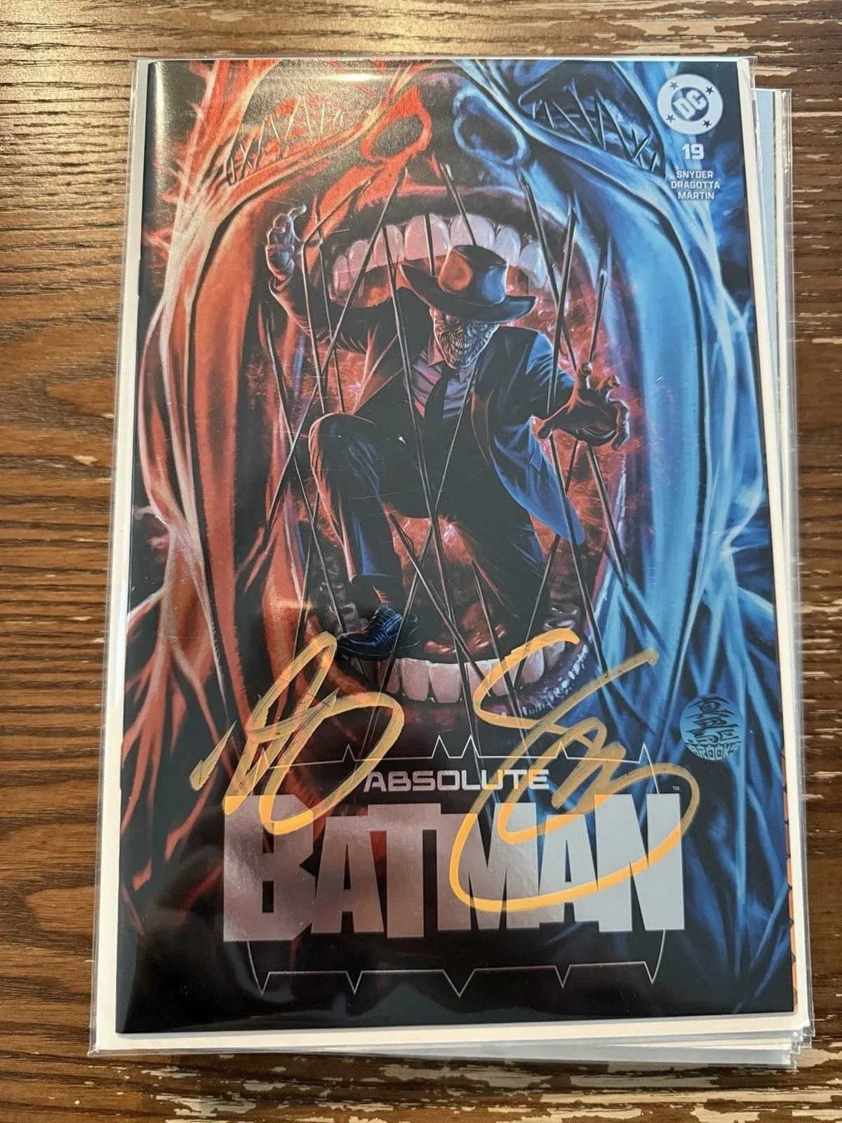 Absolute Batman #19 | Signed by Mark Brooks & Scott Snyder | Foil | LTD 600