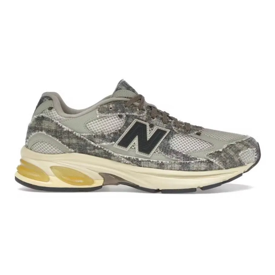New Balance 2010 Joe Freshgoods Bag Lady