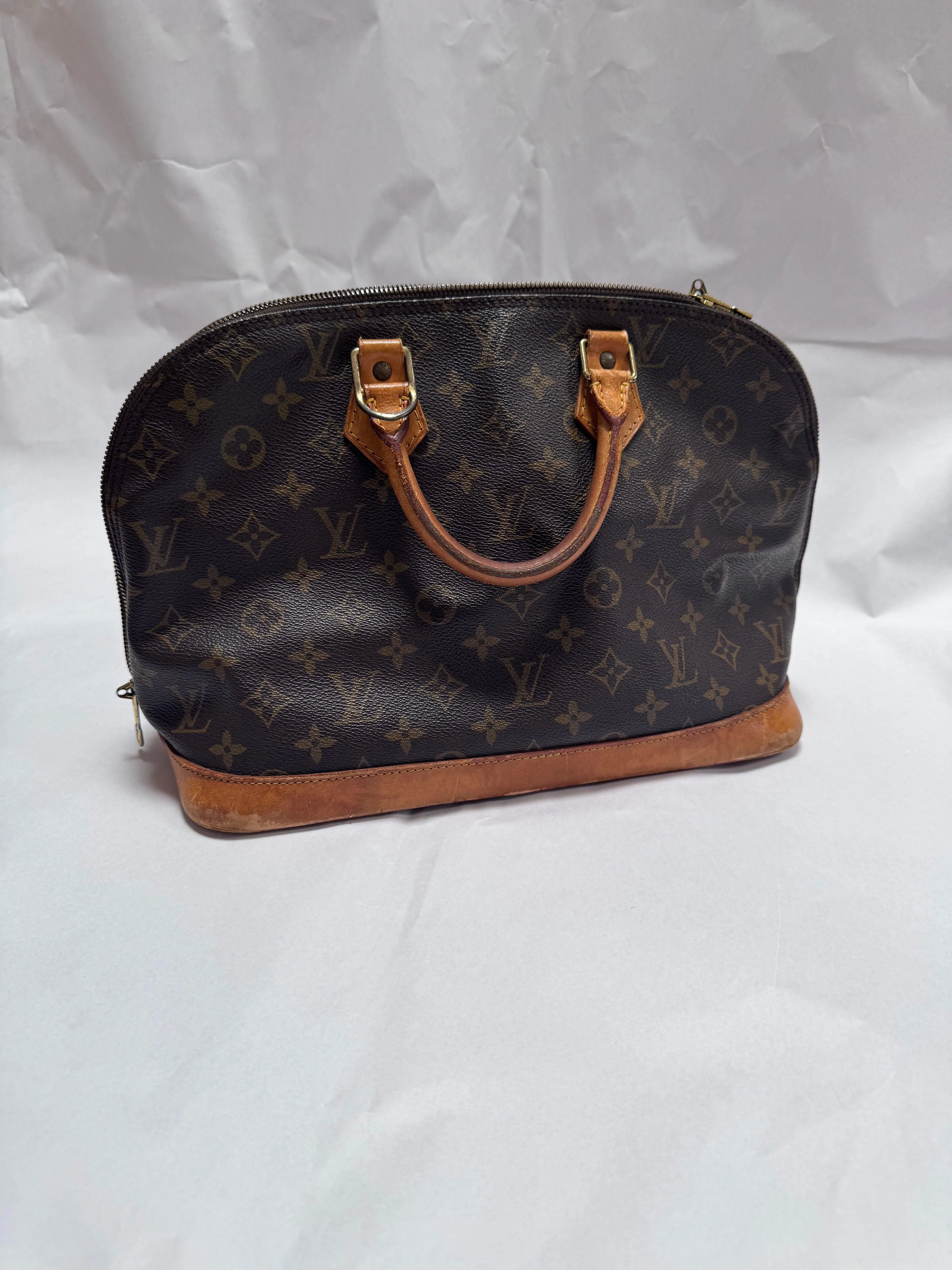 Louis Vuitton alma PM