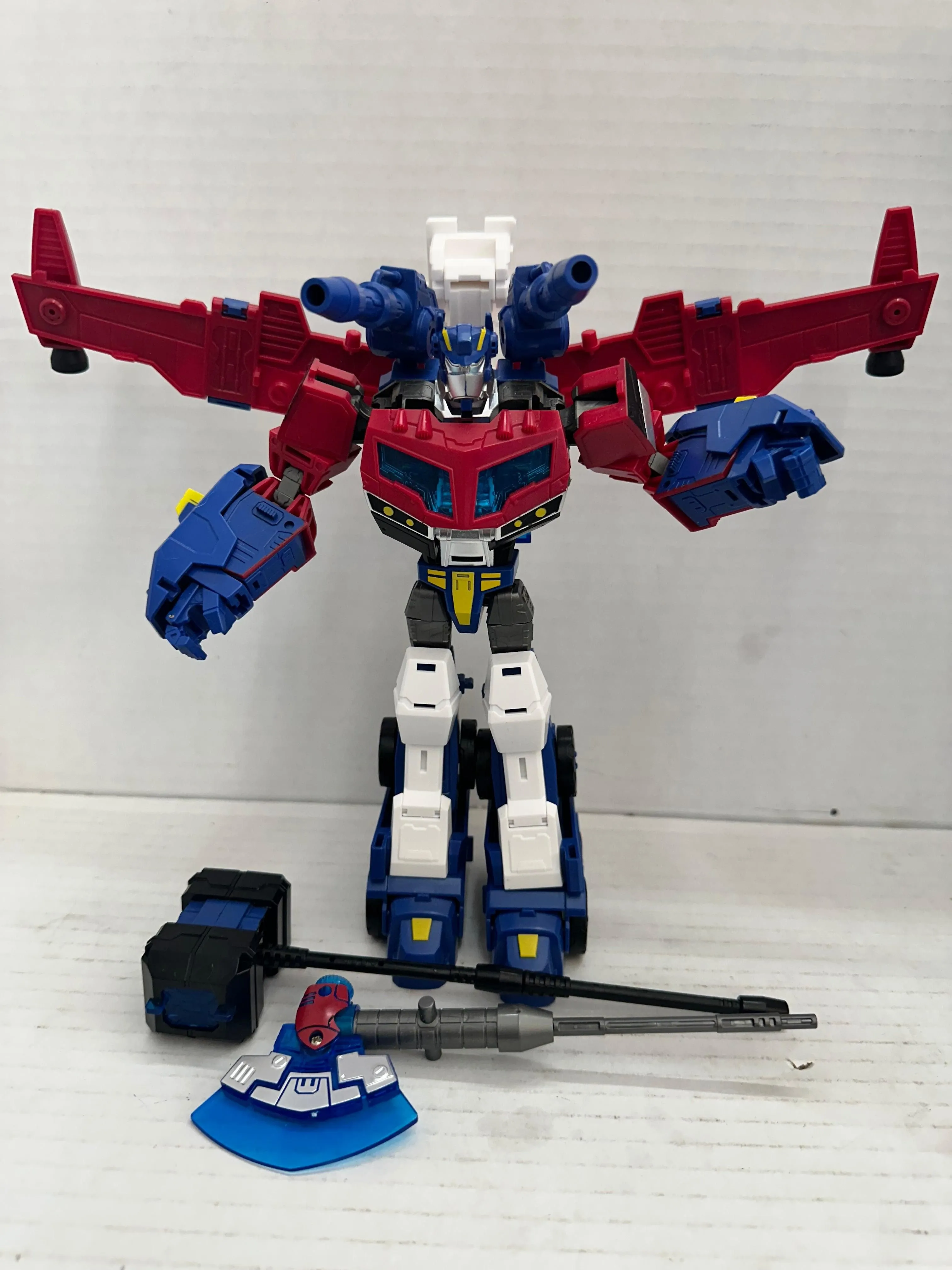 Baiwei Maintenance Team Leader Animated Optimus Prime Transformers Complete