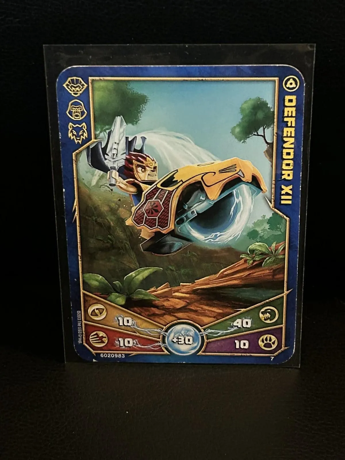 Defendor XII - #11 Legends of Chima Lego Chima Moderate Play