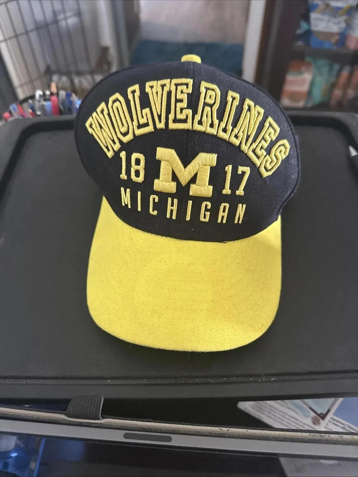 Michigan Wolverines Hat Cap Fitted 7 1/4 U of M New Era 59Fifty H32