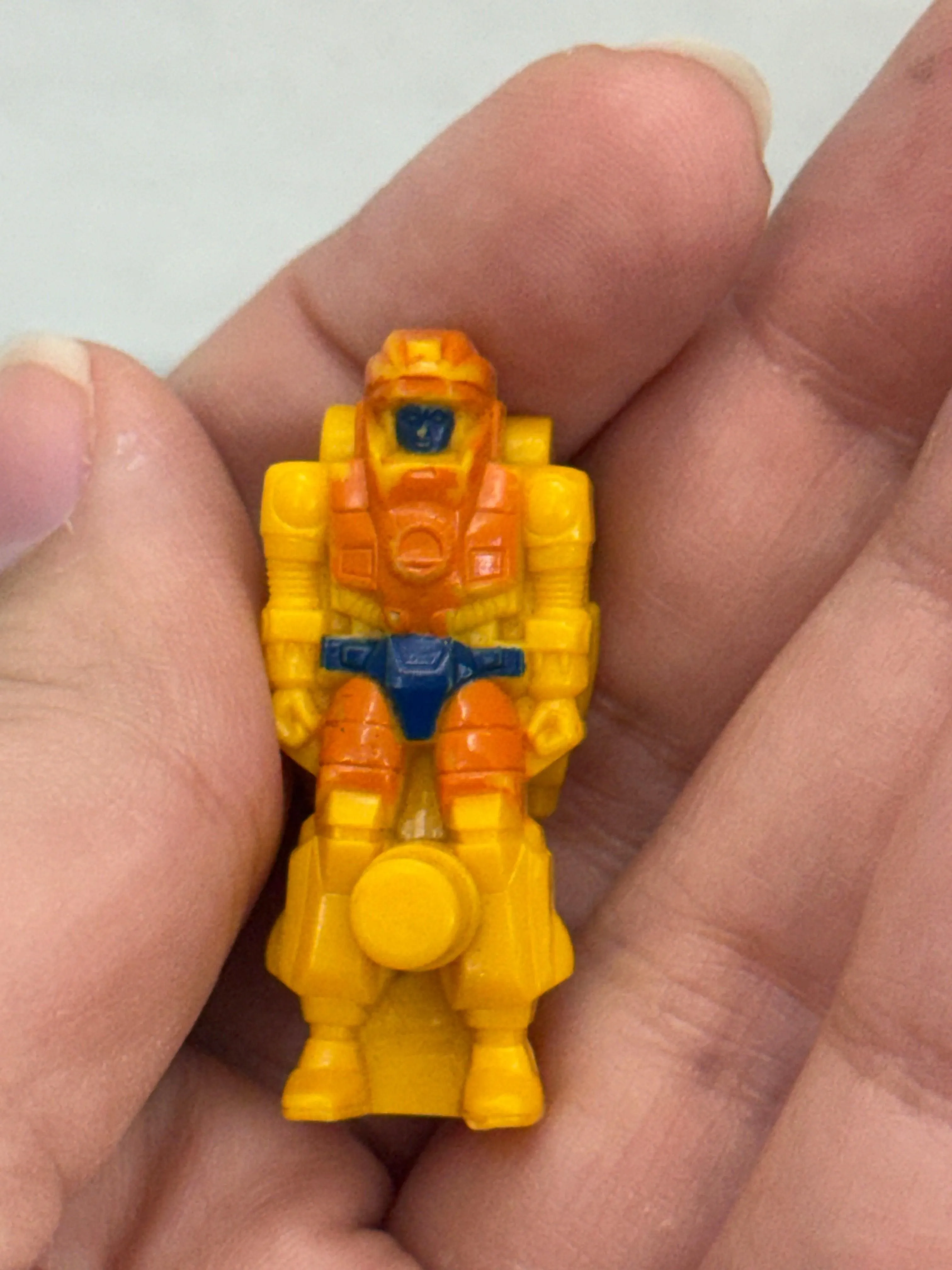 Transformers G1 1988 Scoop Holepunch Figure Weapon Targetmasters Hasbro Part