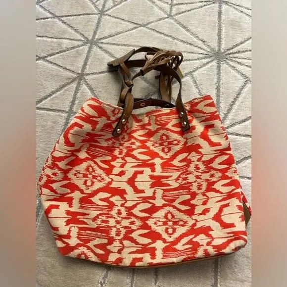 Product image for Vintage YSK XOXO Boho Tote purse Coral Aztec Print