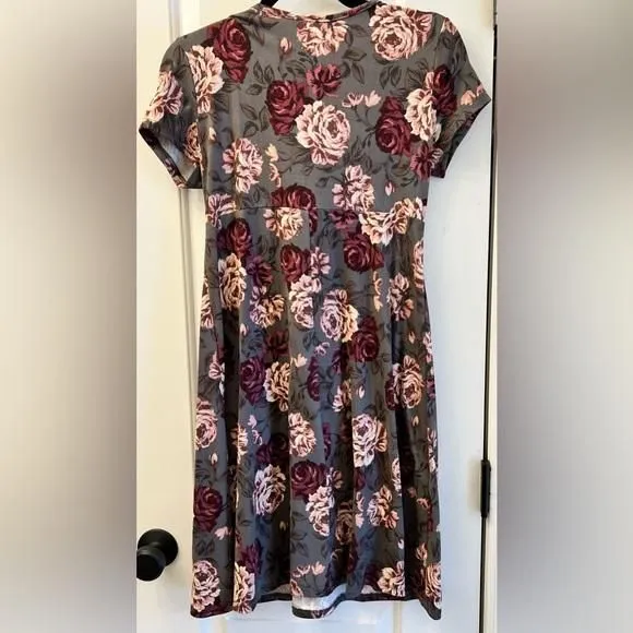 Listing Image Blurred Background