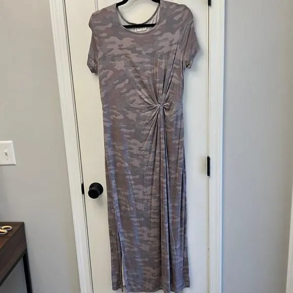 Listing Image Blurred Background