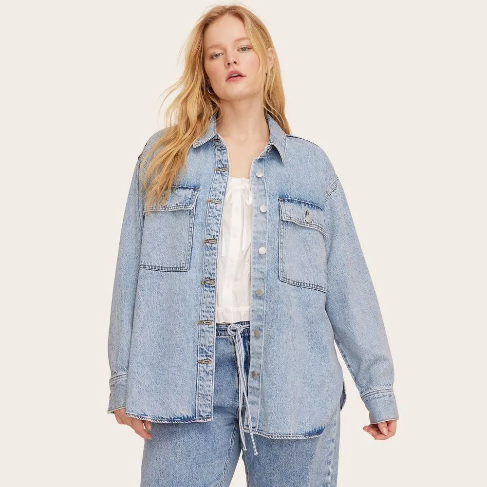 New without Tags - Women's Long Sleeve Denim Shacket - Parke Light Wash L