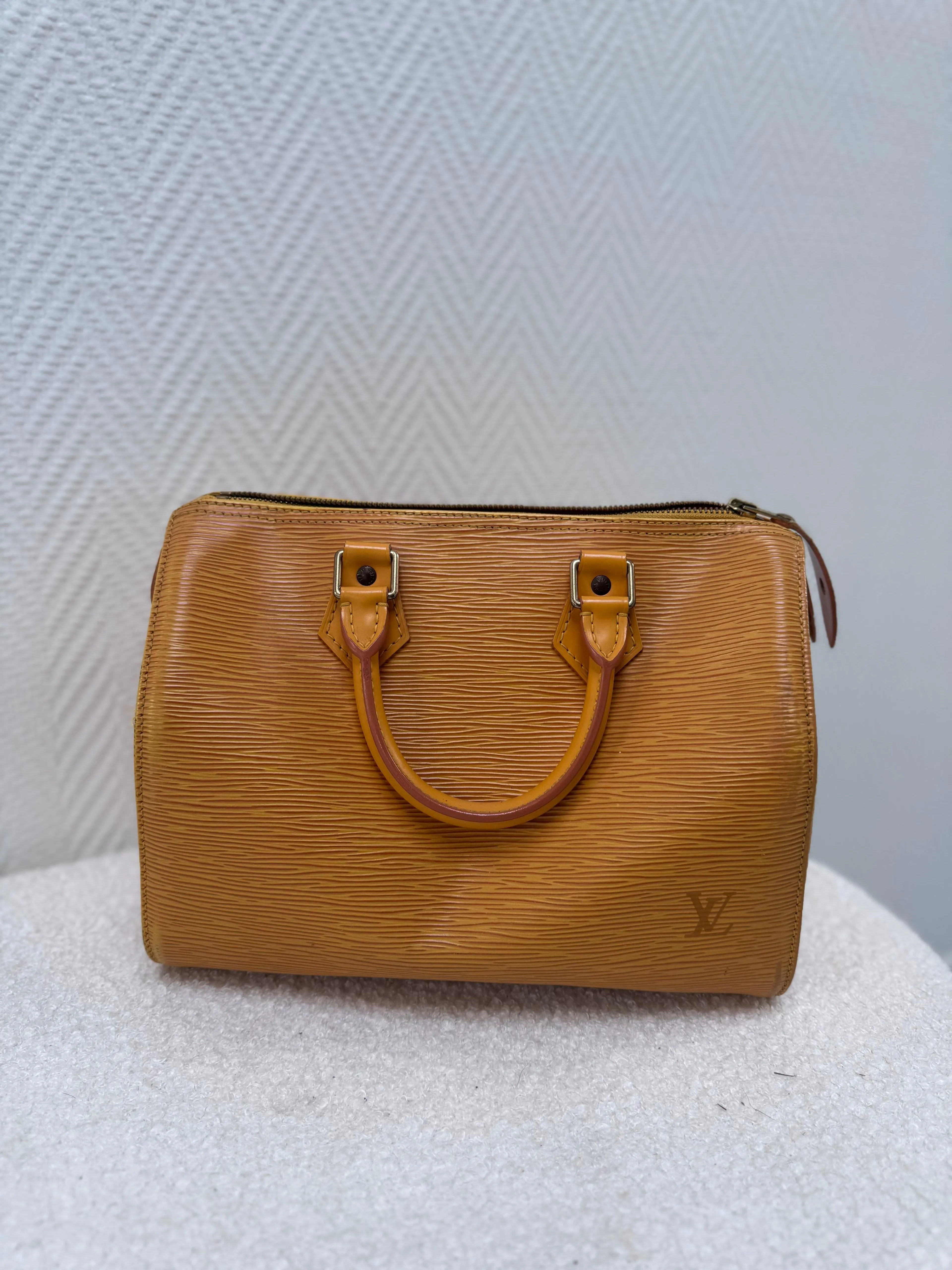 Louis Vuitton Speedy 25 epi jaune