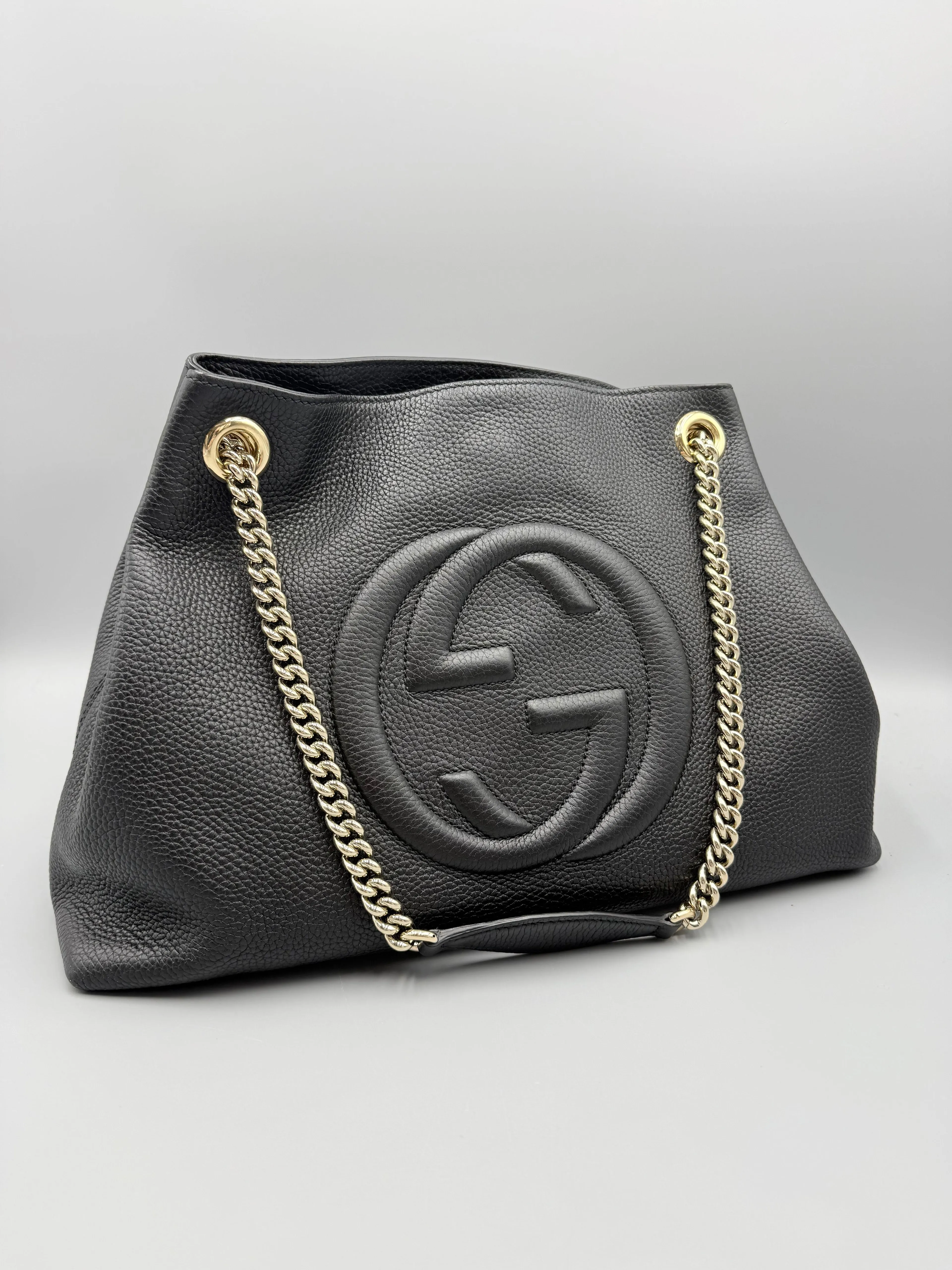 Gucci Black Shoulder on Chain Soho bag Medium