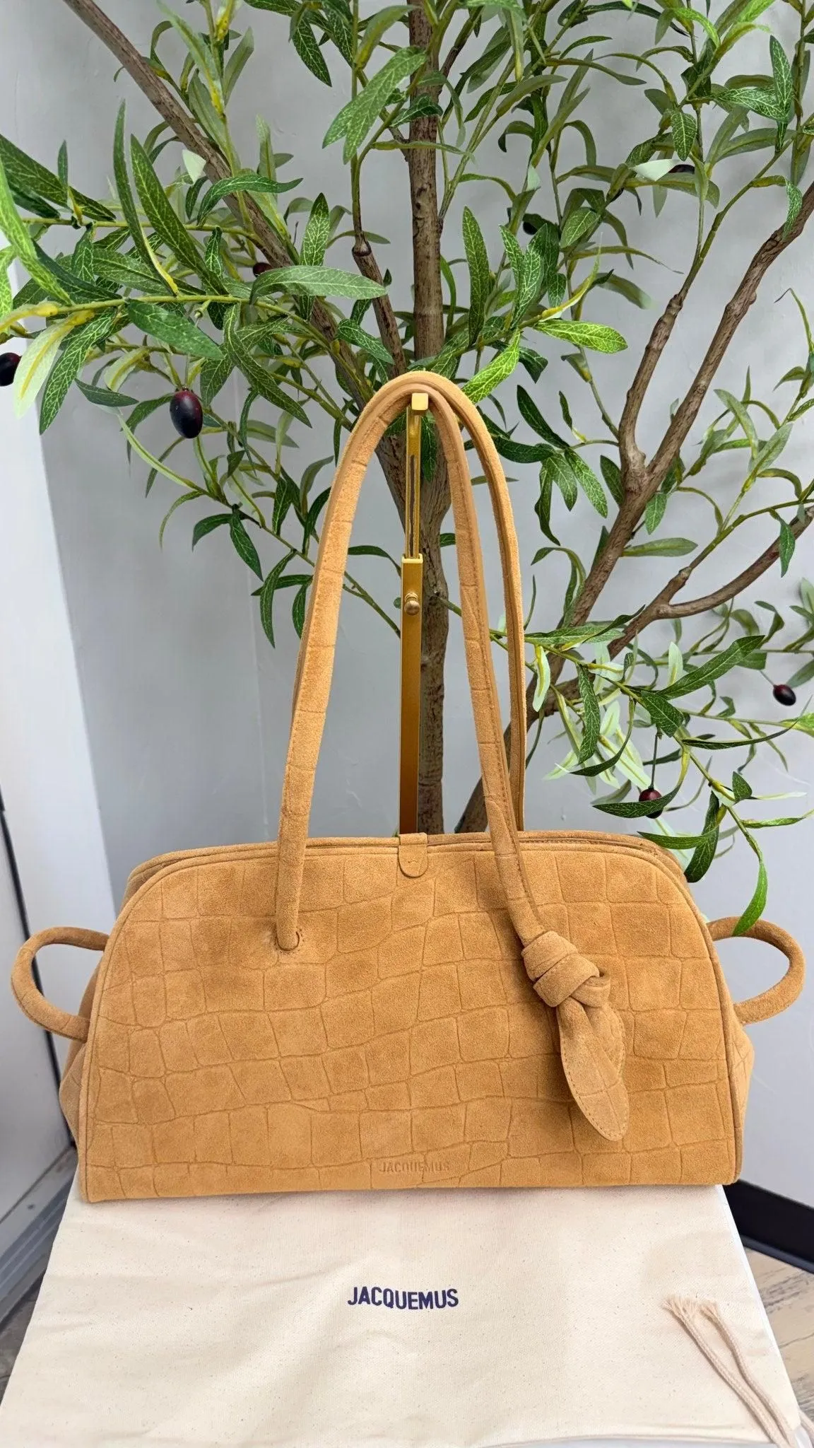 BRAND NEW - Jacquemus Camel Suede Leather Le Turismo Shoulder Bag