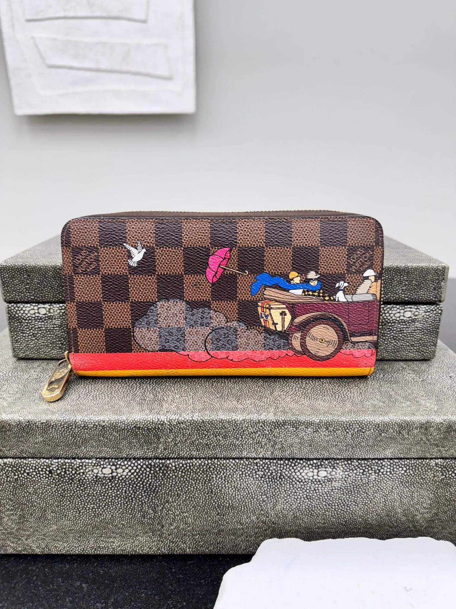 Louis Vuitton Damier Ebene Evasion Illustre Zippy Wallet