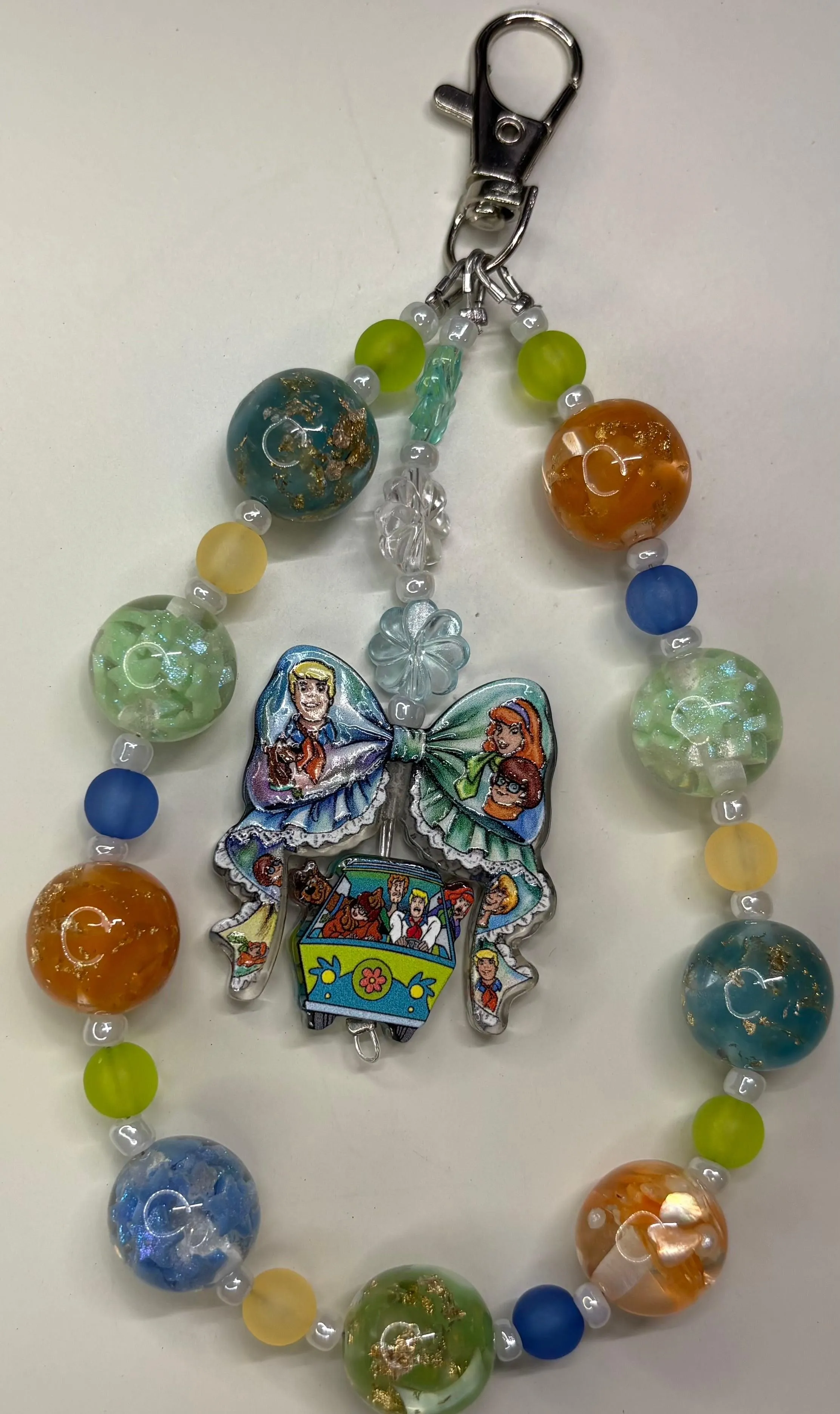 Scooby-Doo! Mystery Machine Beaded Bag Charm 🚐