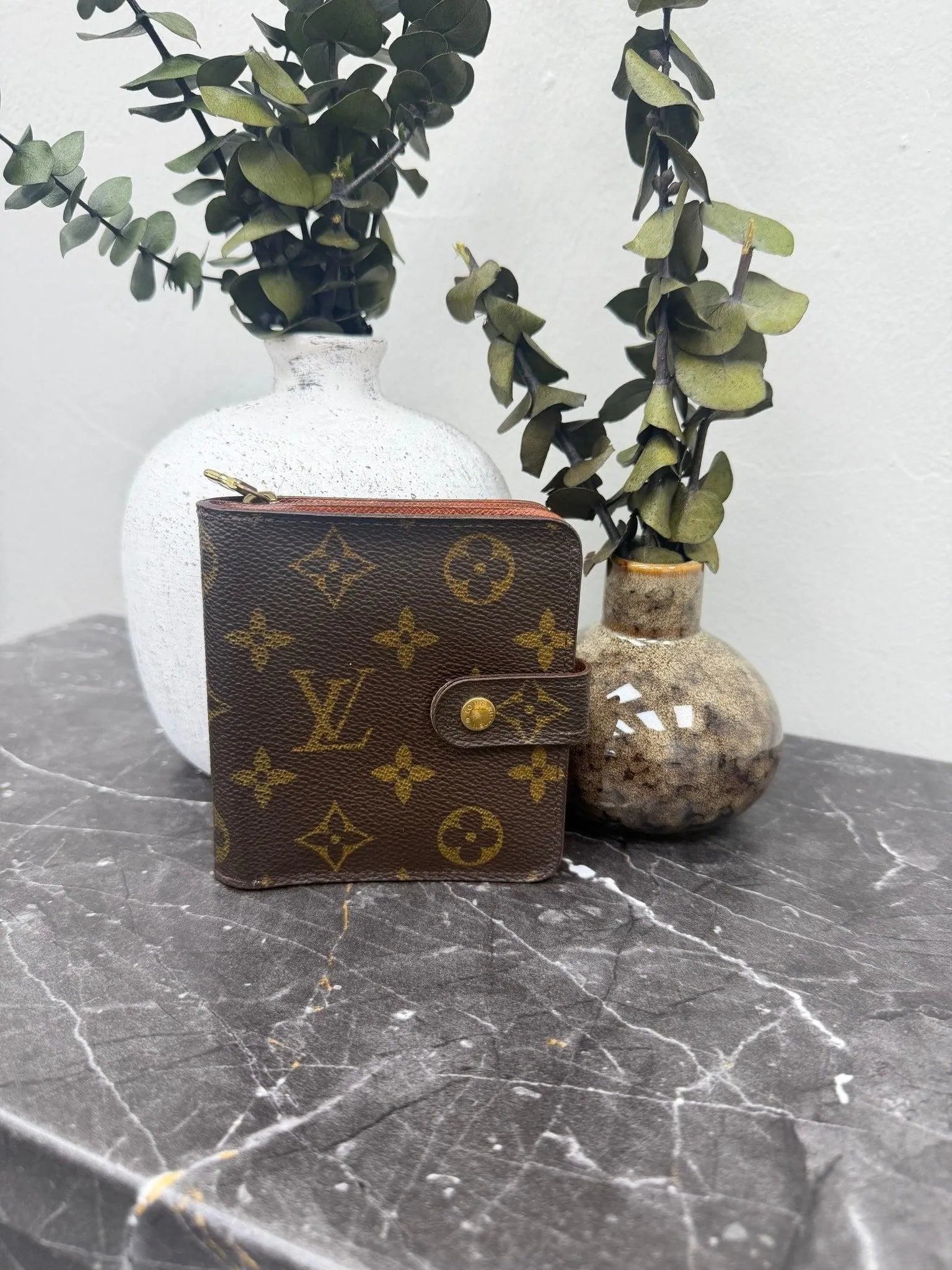 Louis Vuitton Monogram  Zippy Compact Wallet
