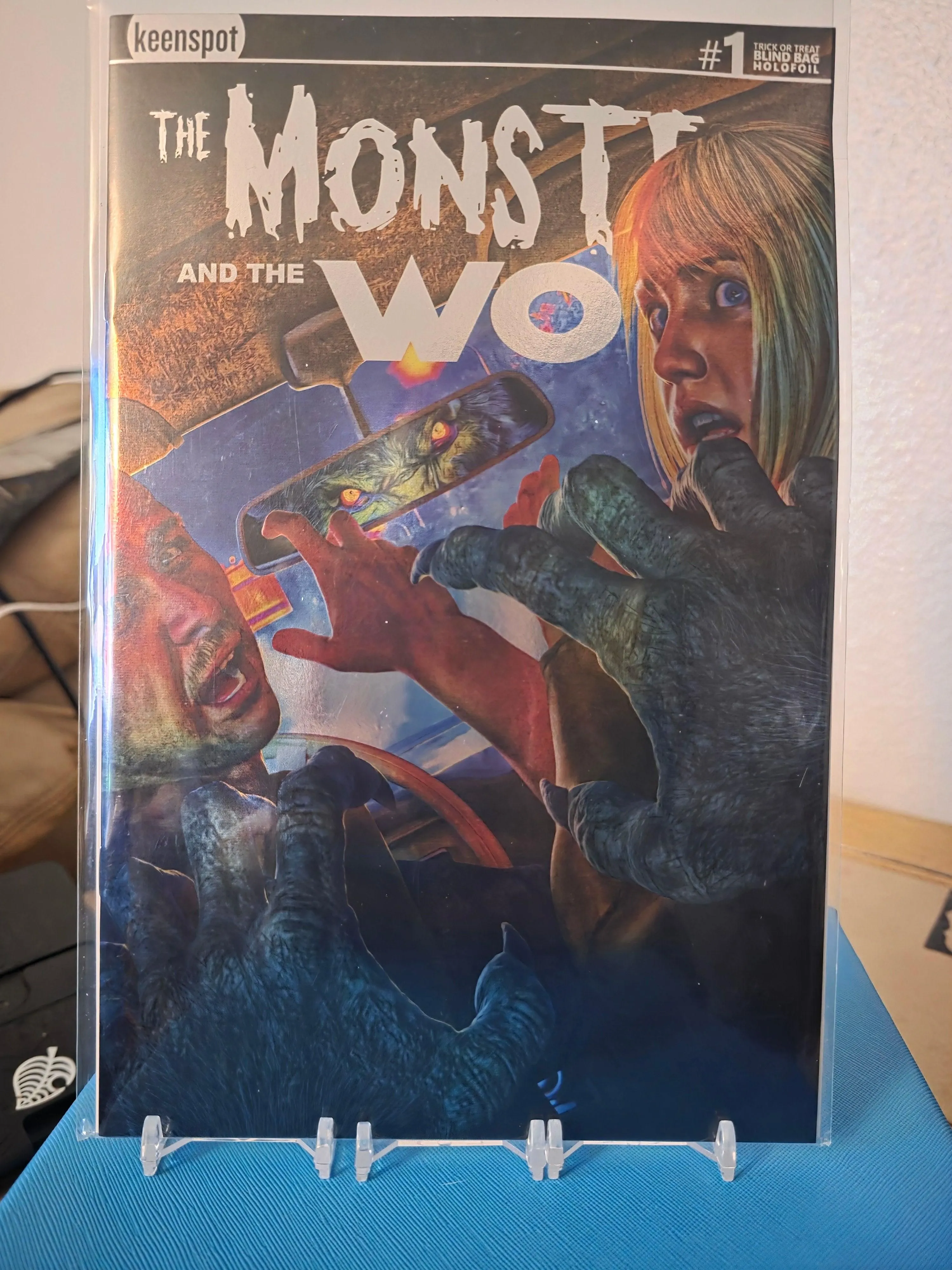 Mark Spears Monsters #8 & The Monster & The Wolf #1 Premium Holofoil Crossover Blind Bag 8-Book Bundle