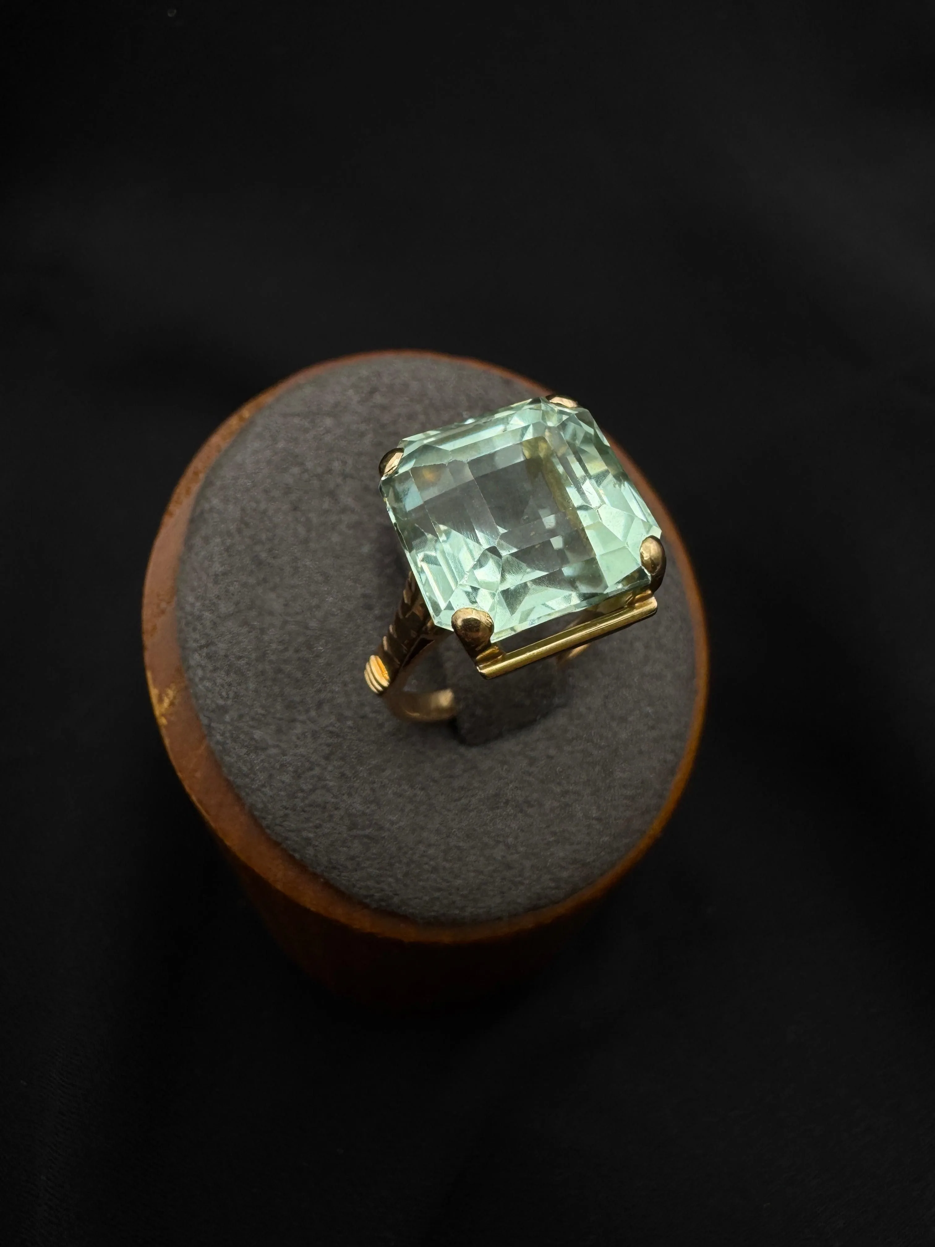 Vintage 14K Gold Beryl Ring | Emerald Cut | Size 6–6.25