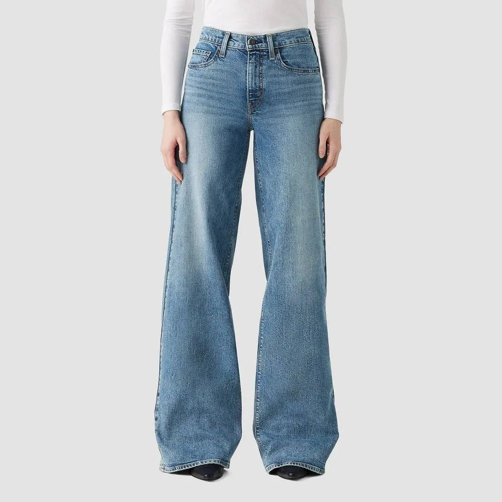 New without Tags - Levi's Women's High-Rise Wide Leg Jeans - Sweet Success 31