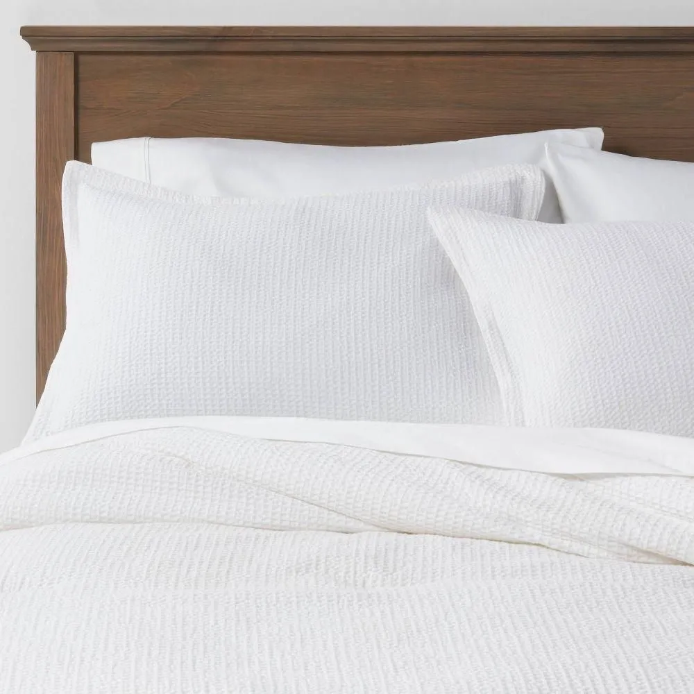 New without box - Threshold 3-Piece Cotton Waffle Comforter Set Waffle-Weave OEKO-TEX White King