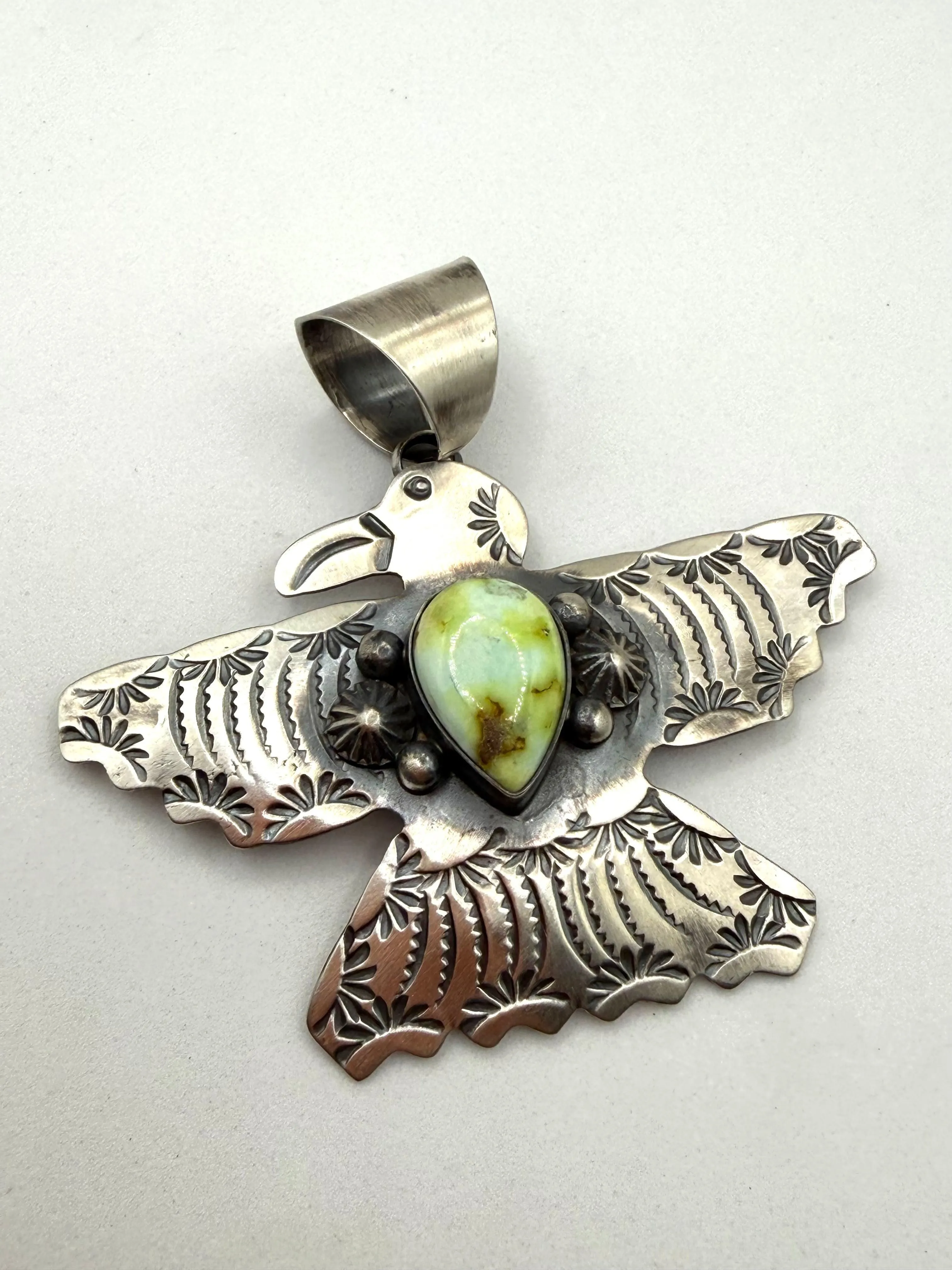 CHIMNEY BUTTE PALOMINO VERASCITE NATIVE HANDMADE SS THUNDERBIRD PENDANT 3" (NP 22)