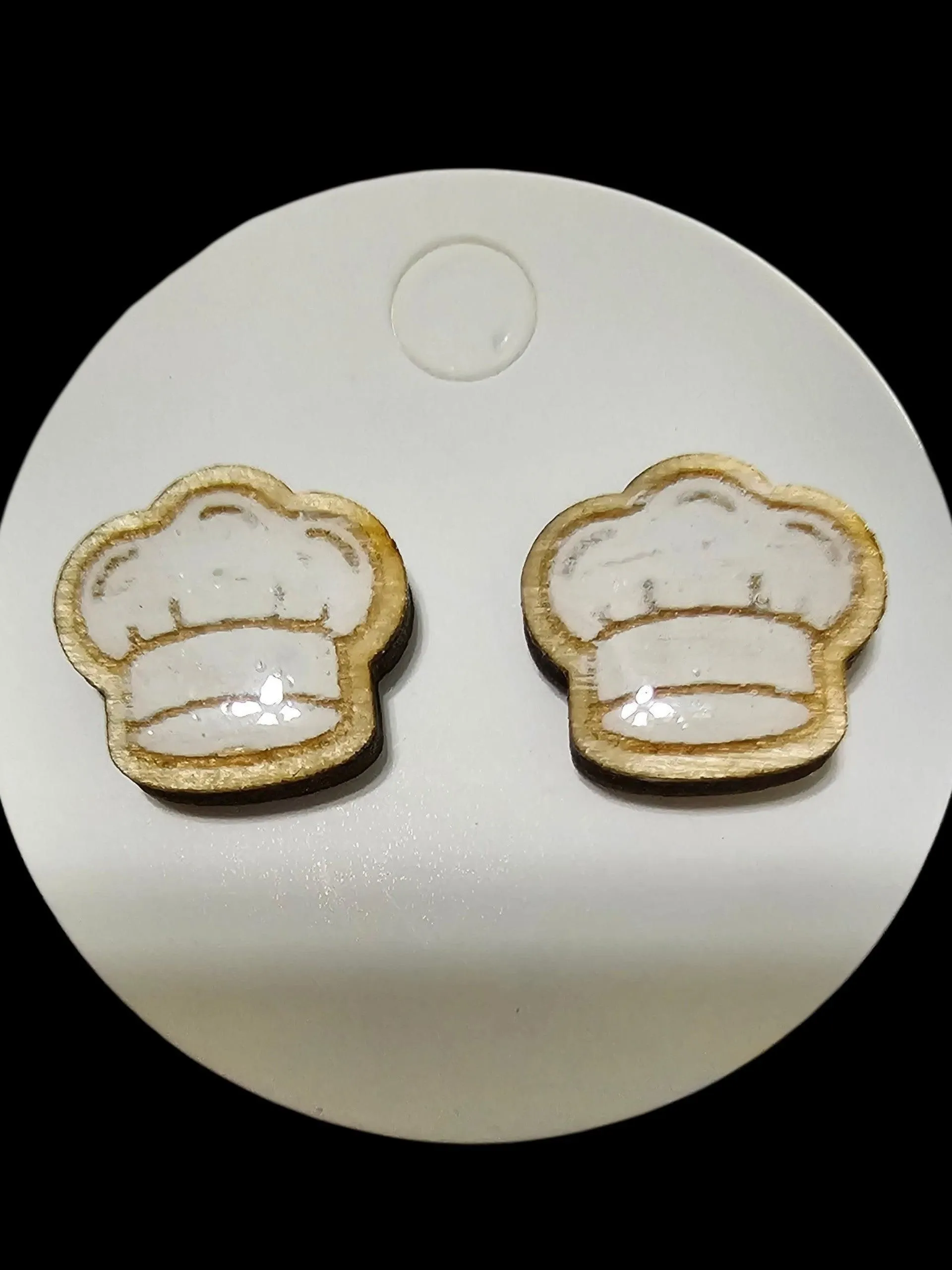 2967 Chef Hat Stud Earrings