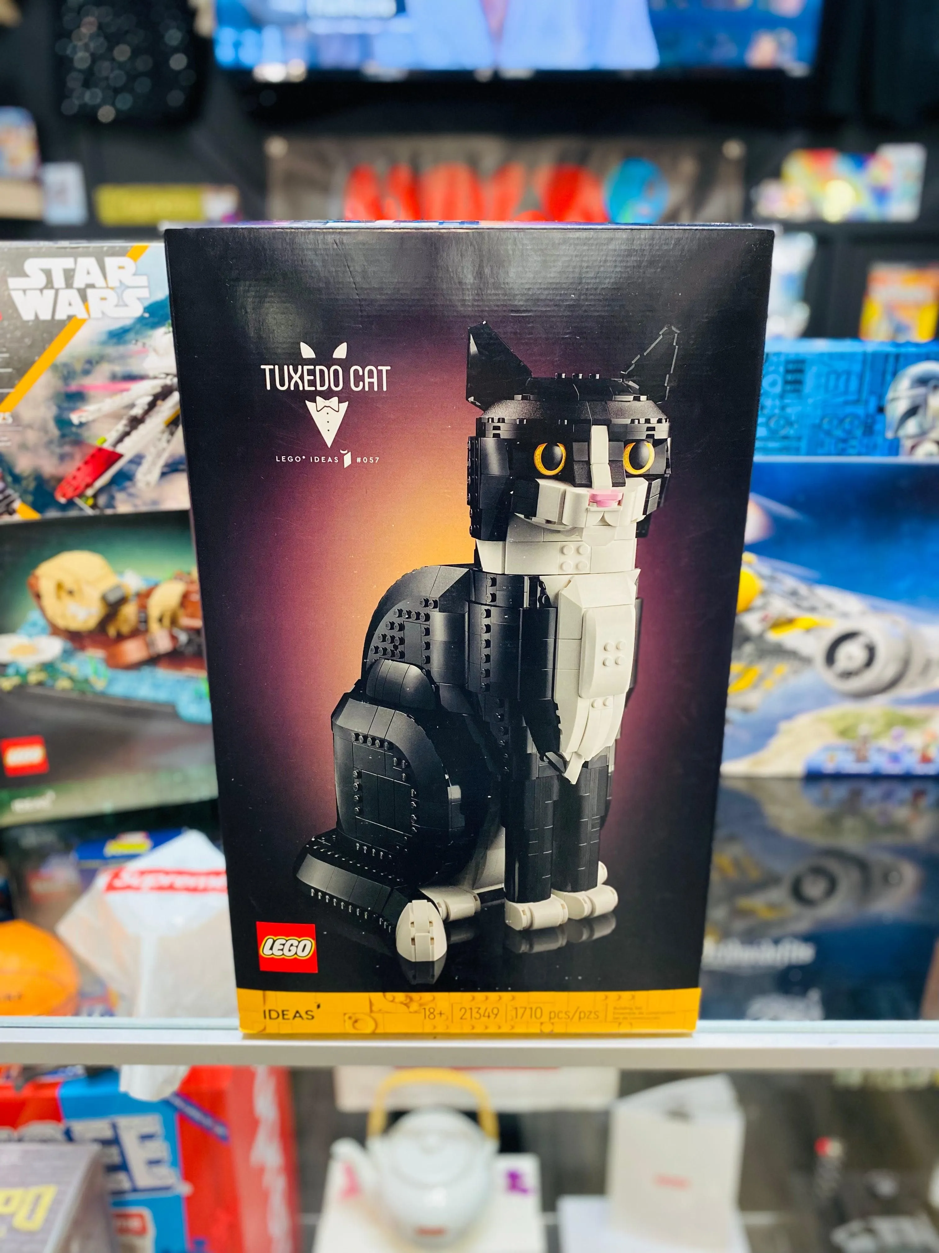 Lego Tuxedo Cat