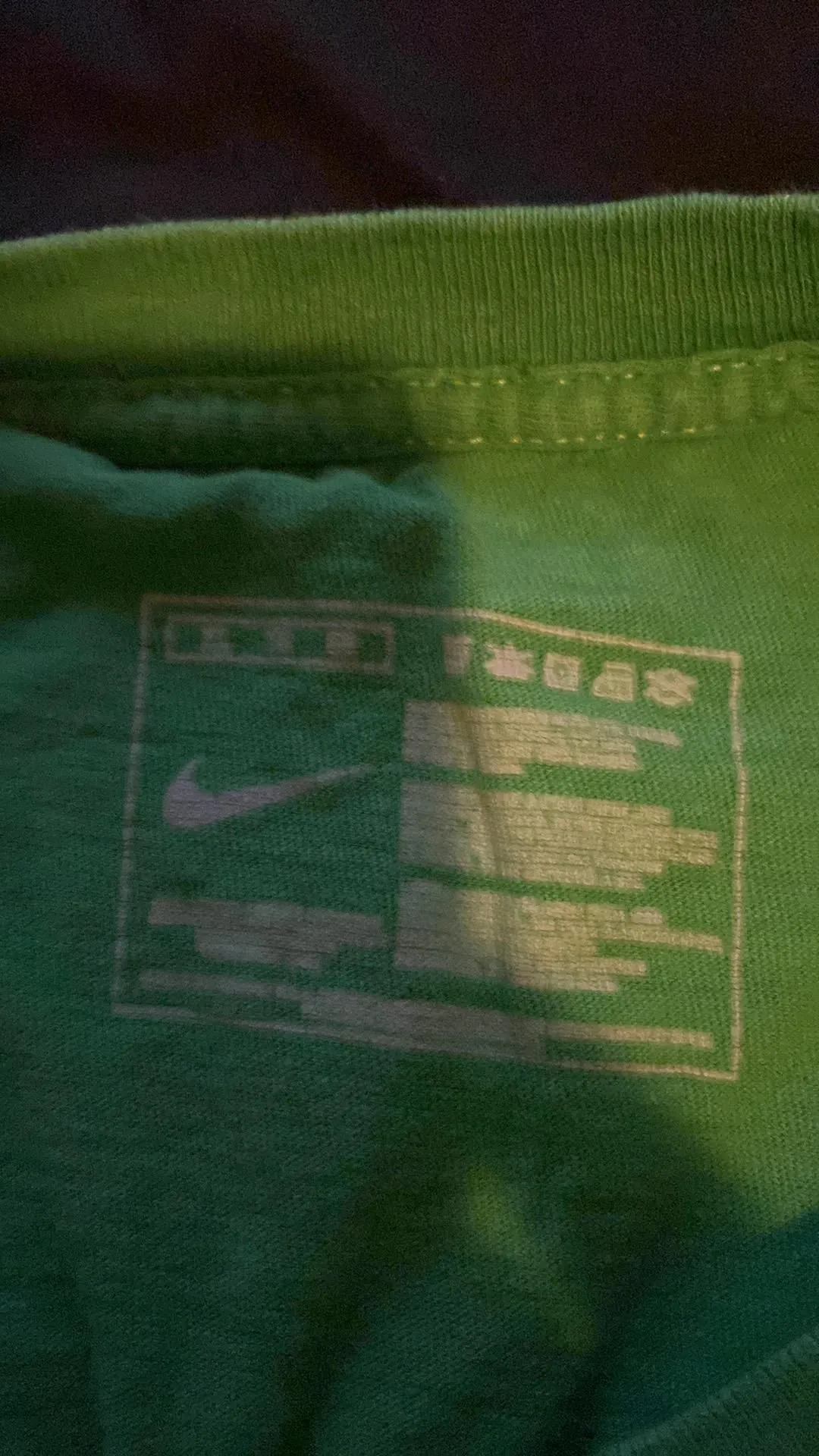 Listing Image Blurred Background