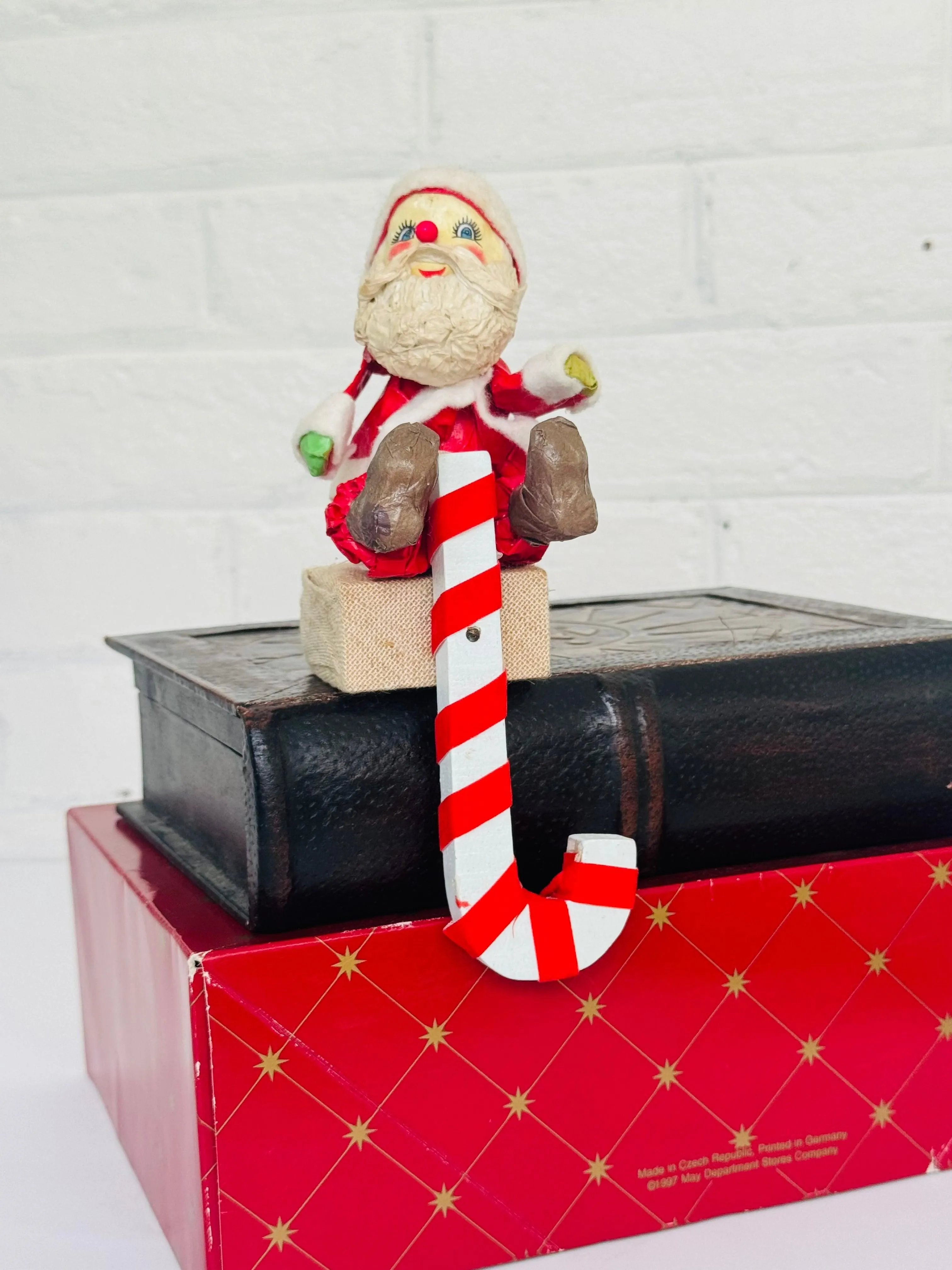 Vintage Paper Mâché Santa Stocking Holder Christmas Mantel Décor