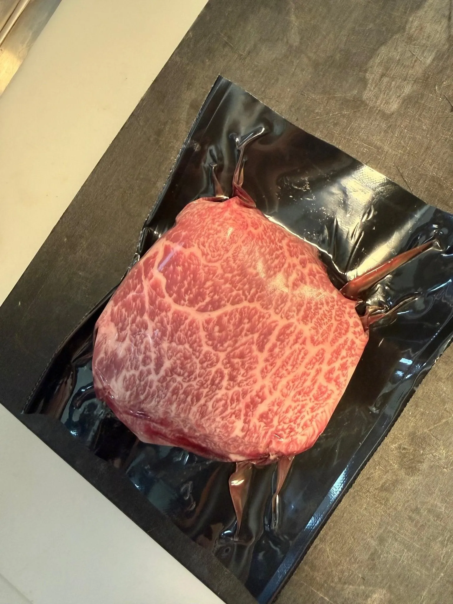 A5 Japanese 100% Fullblood Wagyu Chuck Tender (1 x 6oz)