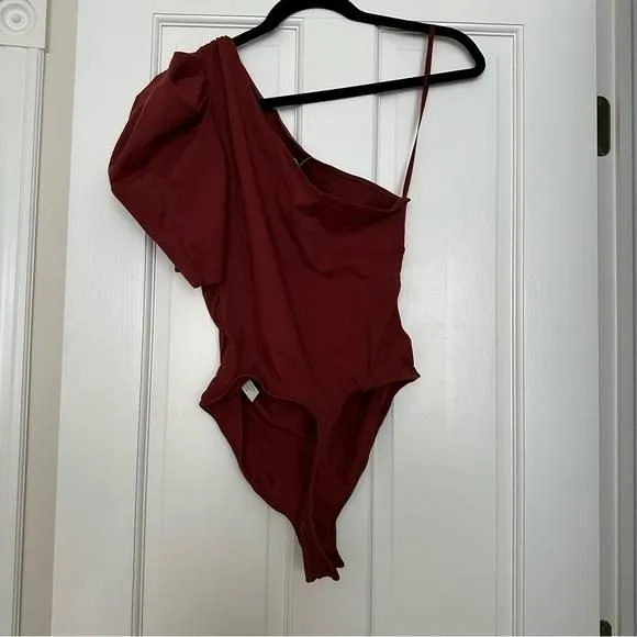 Listing Image Blurred Background