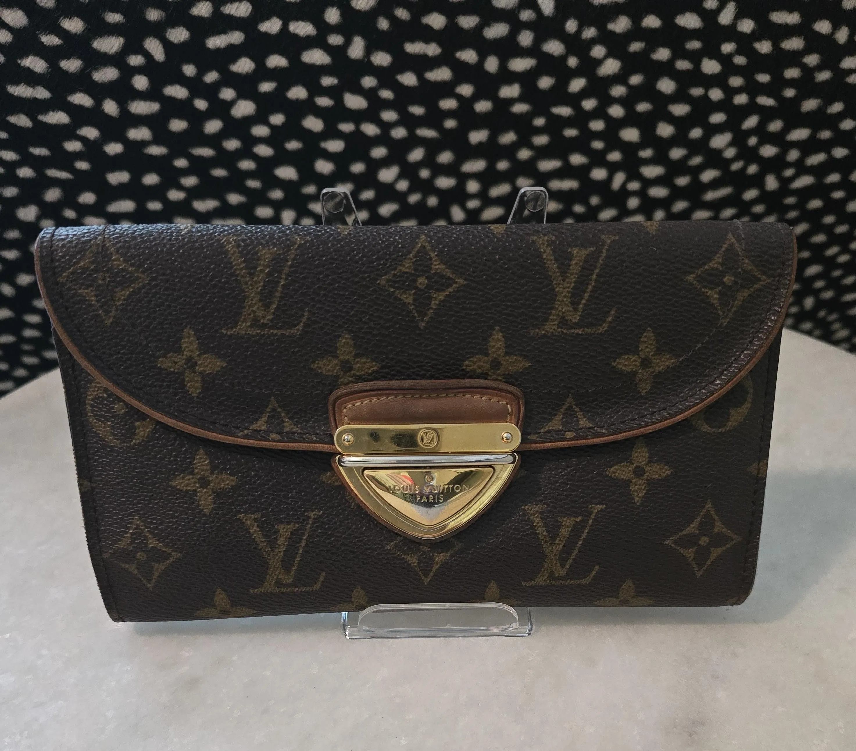 Louis Vuitton Monogram Beverly Mahina Lock Style Wallet