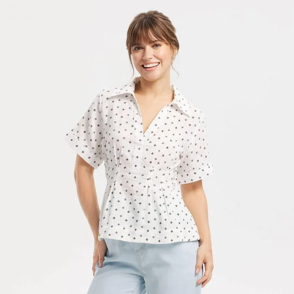 New without Tags - Size: L - Women's Dolman Short Sleeve Collared V-Neck Top - Universal Thread Beige Floral