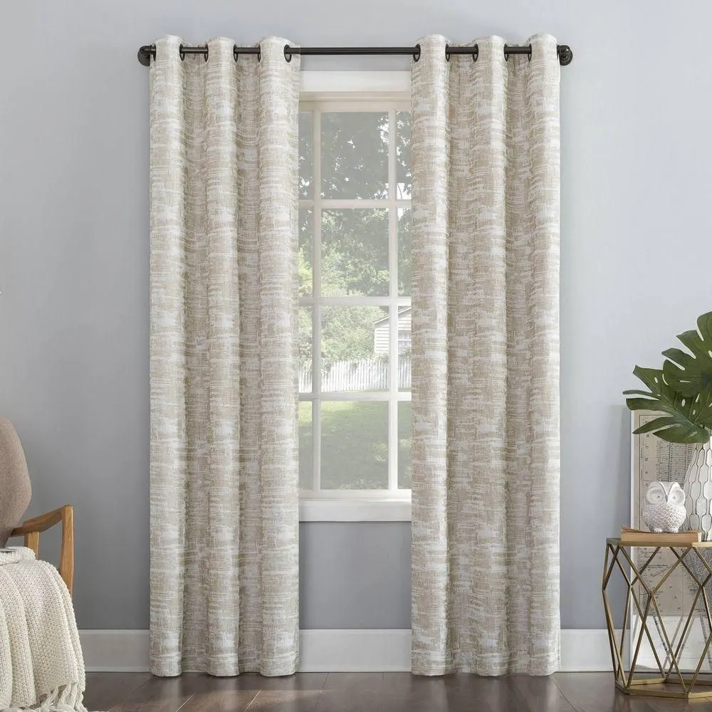 New without box - 96"x40" Parrish Distressed Grid Thermal Extreme 100% Blackout Grommet Curtain