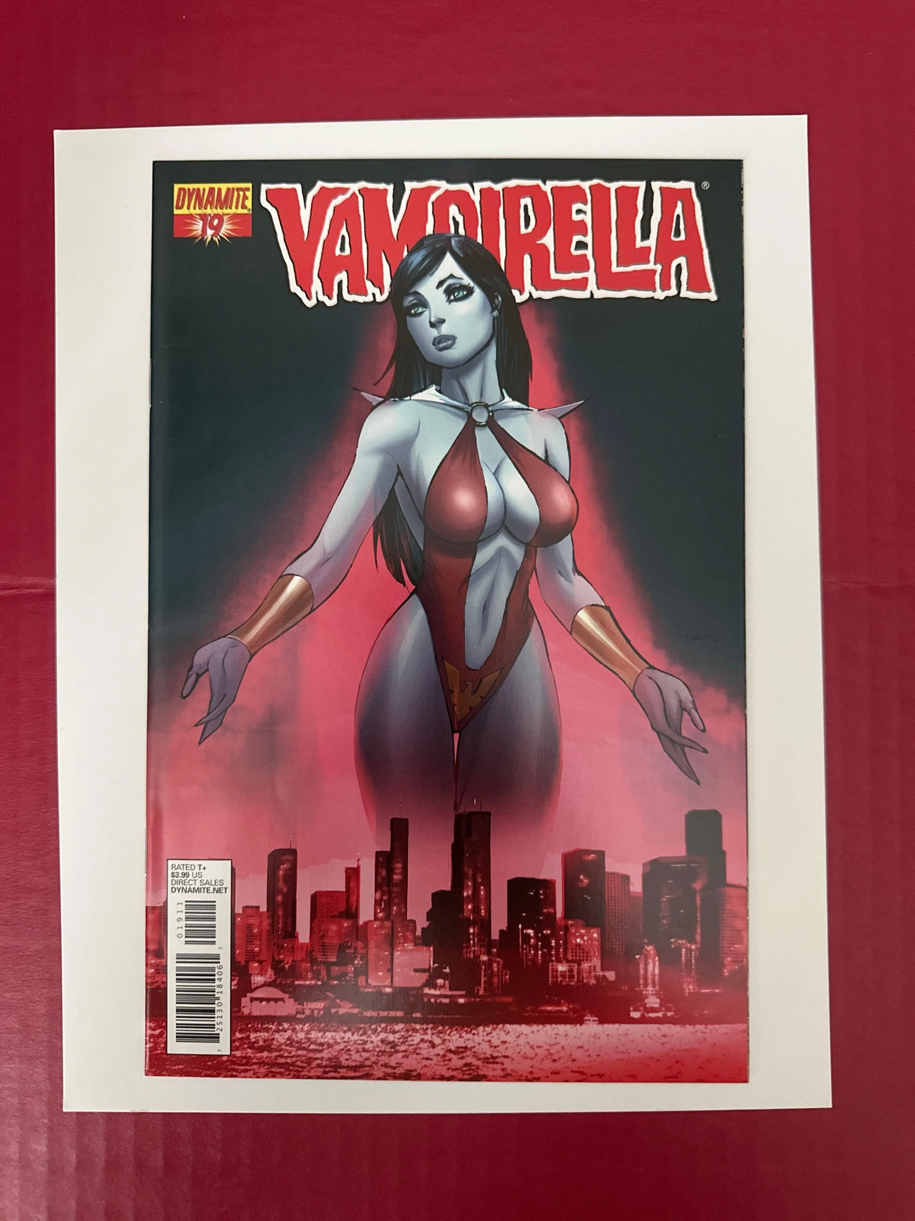 Vampirella, Vol. 1 #19 (Dynamite Entertainment 2012) Ale Garza Variant
