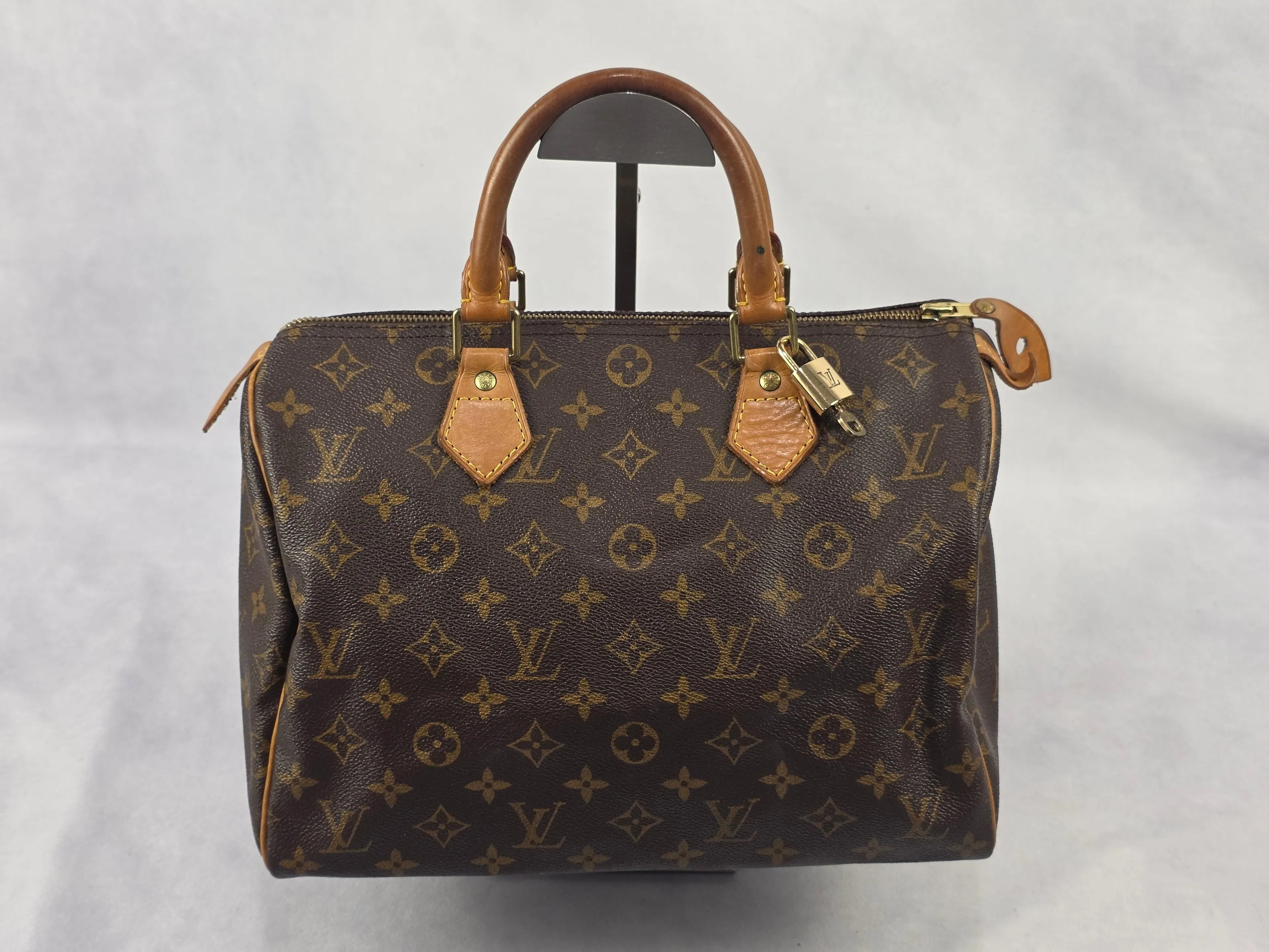 Louis Vuitton Vintage Monogram Canvas Speedy 30,TH0070