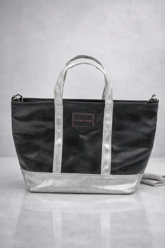 Victoria Secret – Black