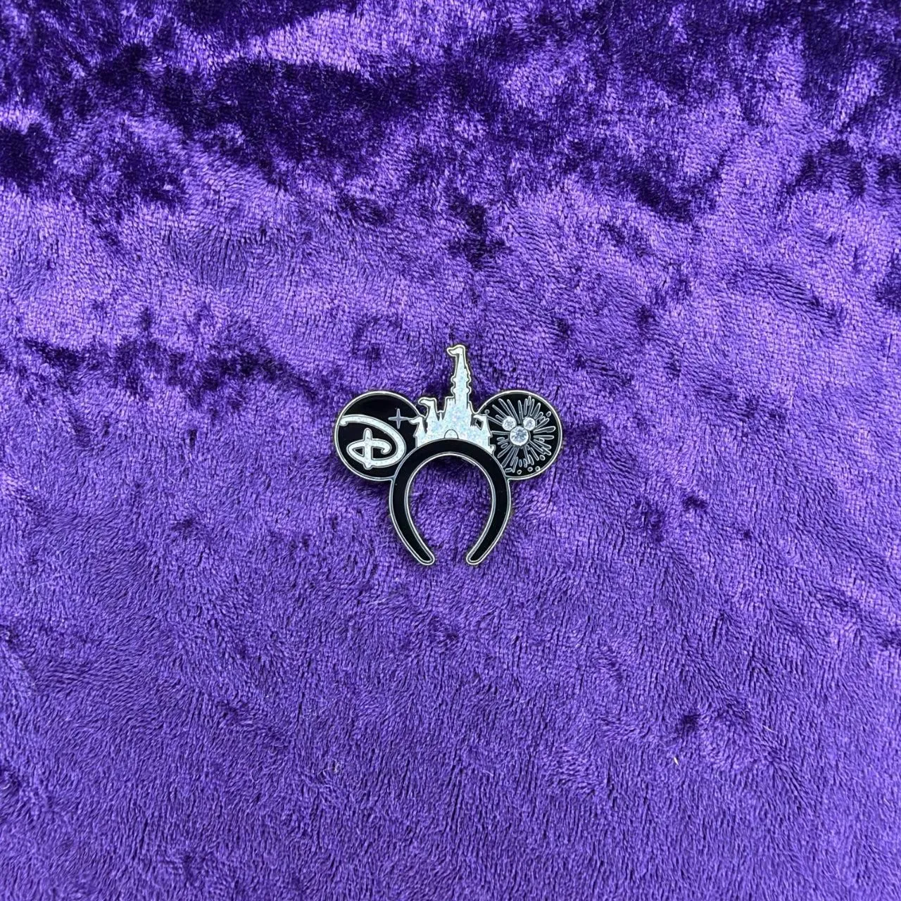 Cinderella Castle Super Chaser Headband Pin | Walt Disney World 2025 Wave A Hidden Disney