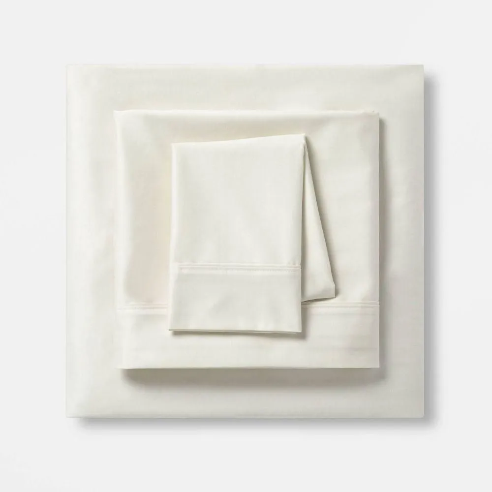New without box - Size: Twin/Twin XL - Threshold 400 Thread Count Cotton Sateen 4-Piece Sheet Set Luxurious