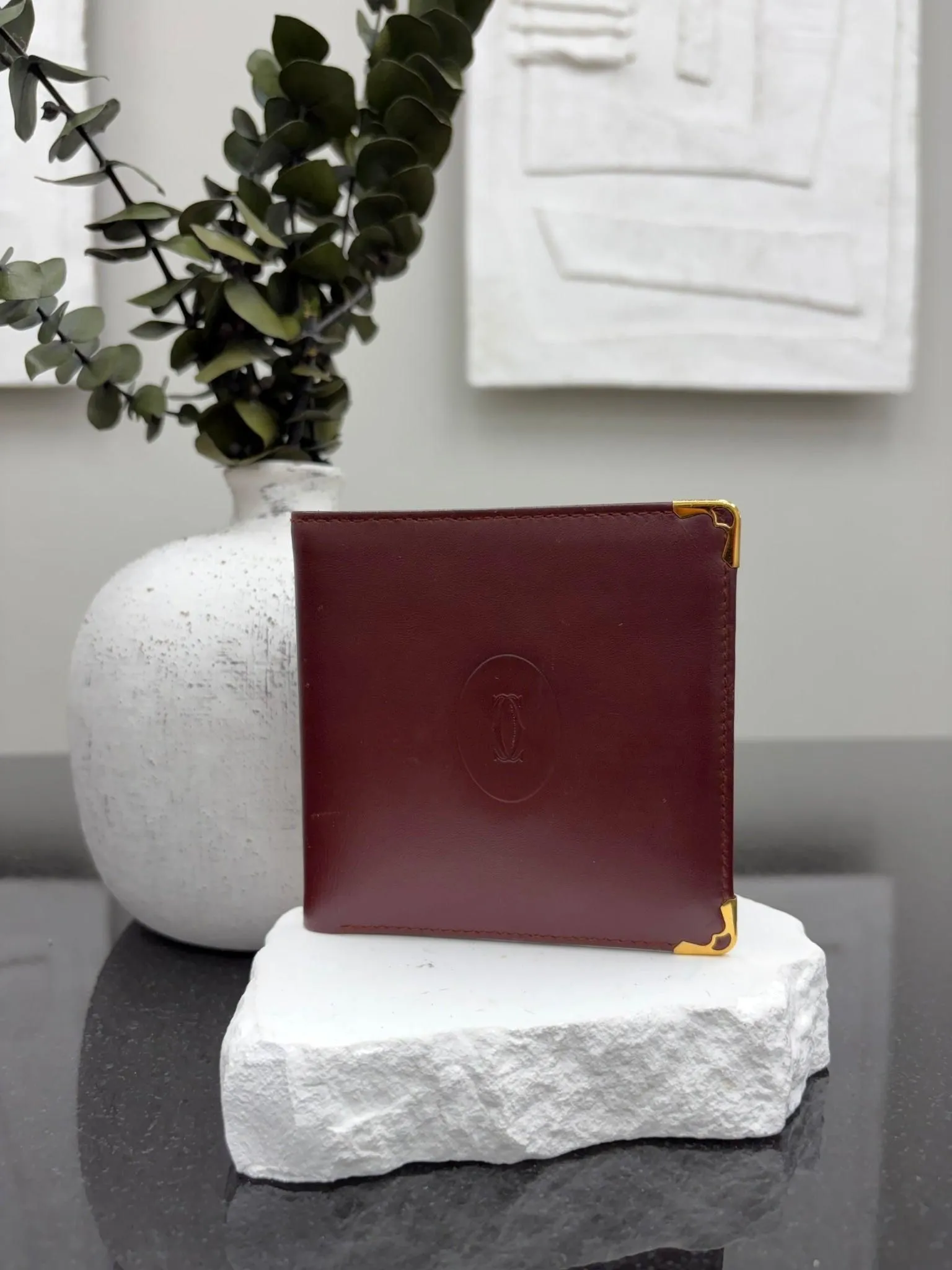 Cartier Must De Cartier Leather Bi Fold Wallet