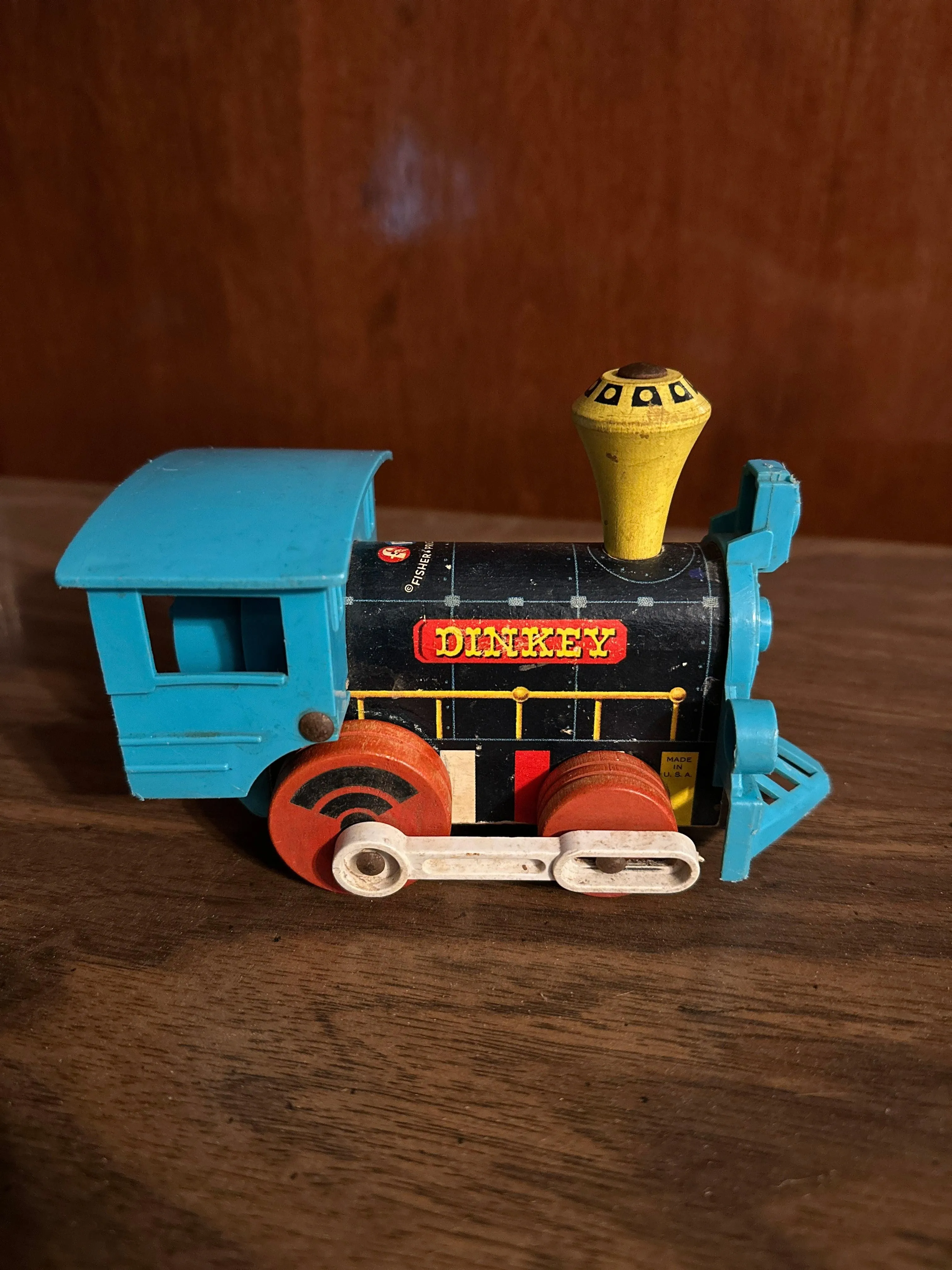 Vintage Fisher-Price Dinkey #642 Wooden Pull Toy Train Locomotive – Made in USA
