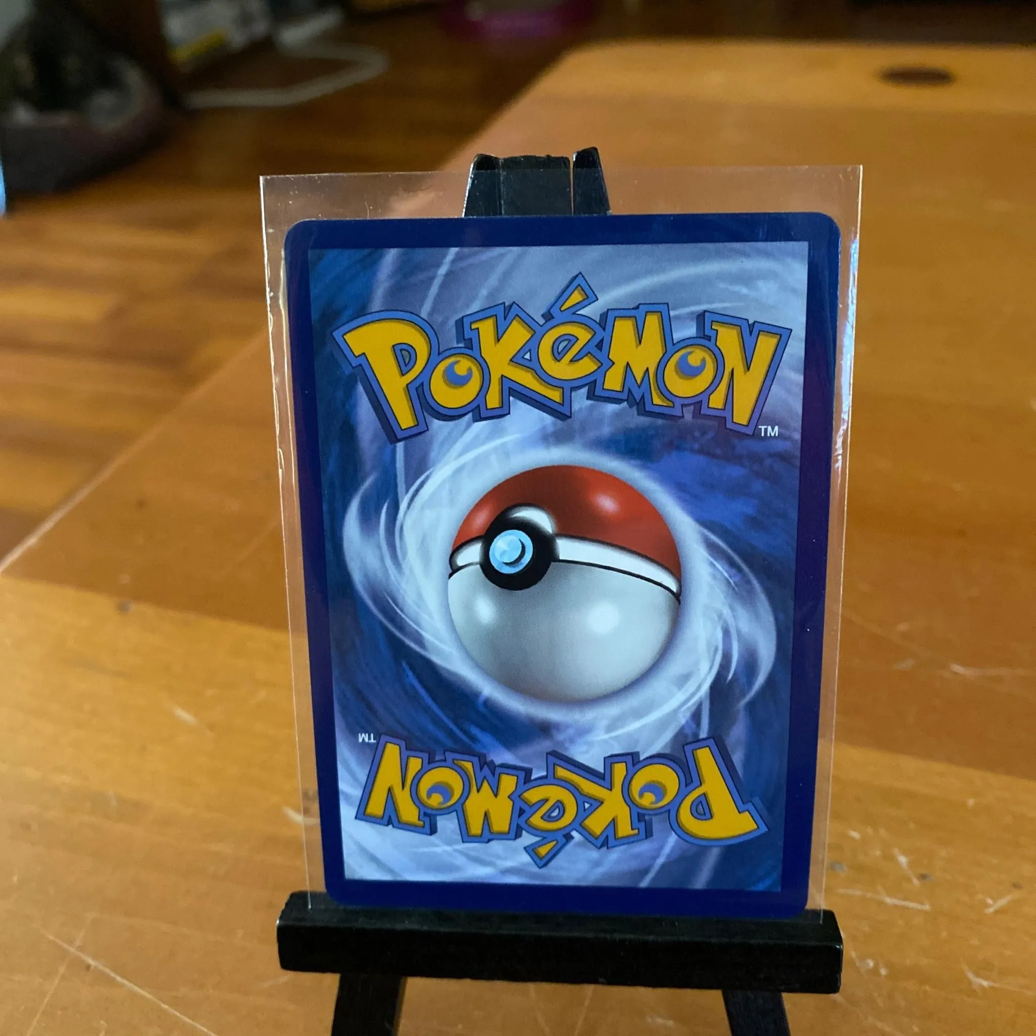 Listing Image Blurred Background