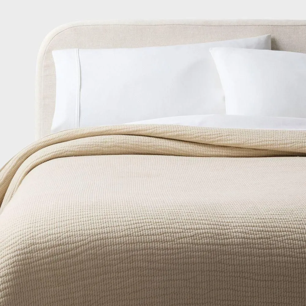 New without box - King Matelasse Gauze Quilt Natural - Threshold