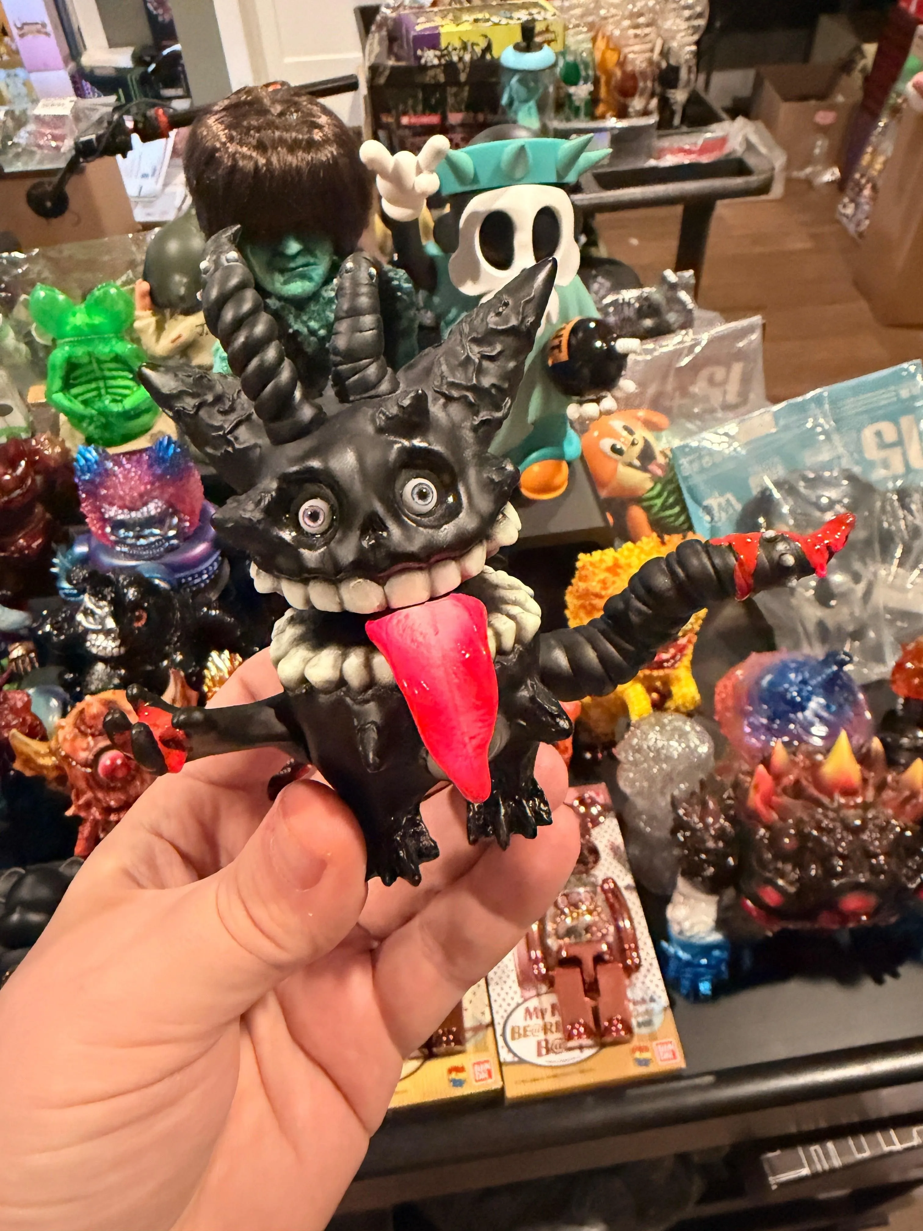 Turn up toys BUG BUG