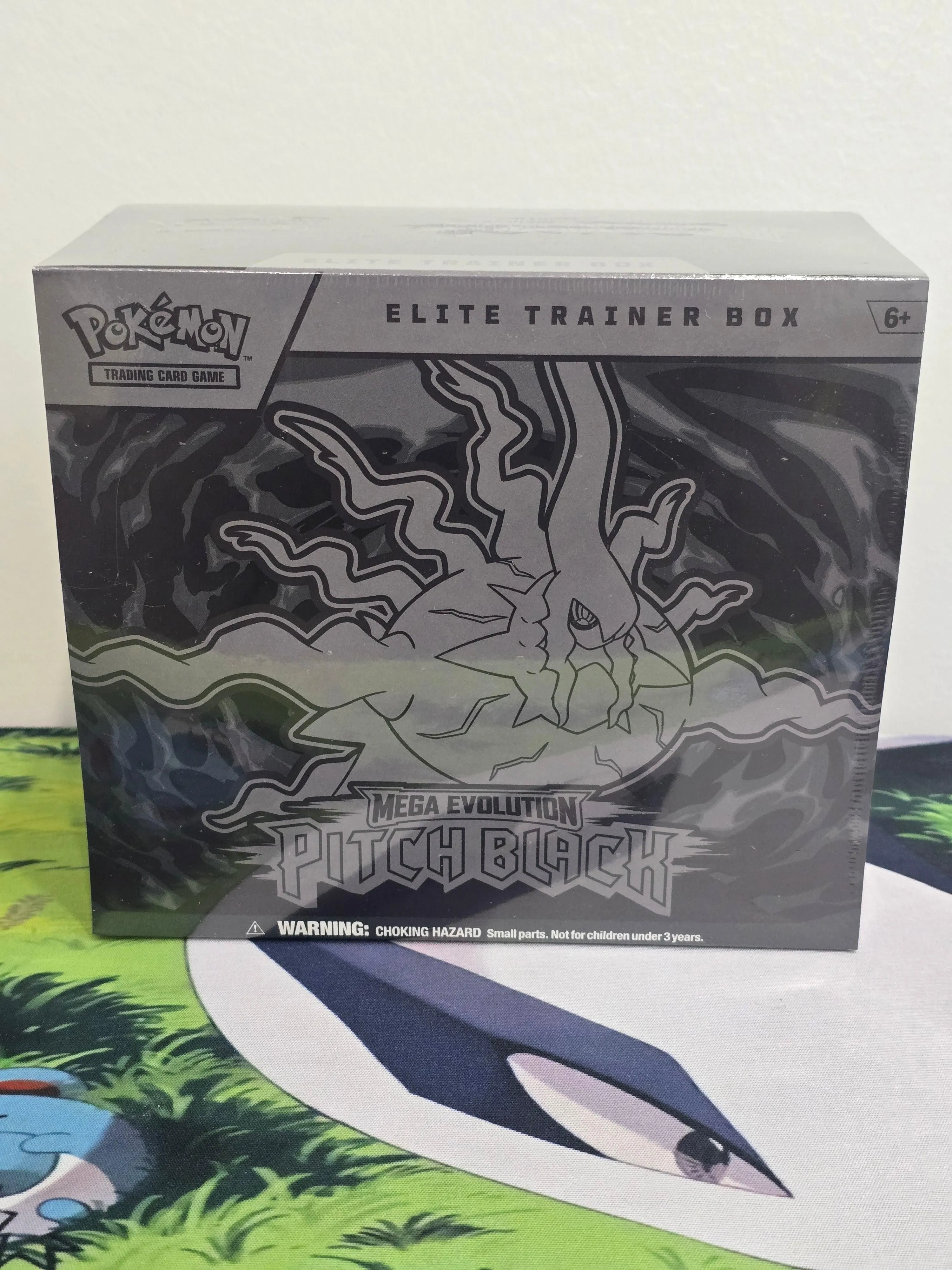 Pokémon TCG: Mega Evolution Pitch Black — Elite Trainer Box