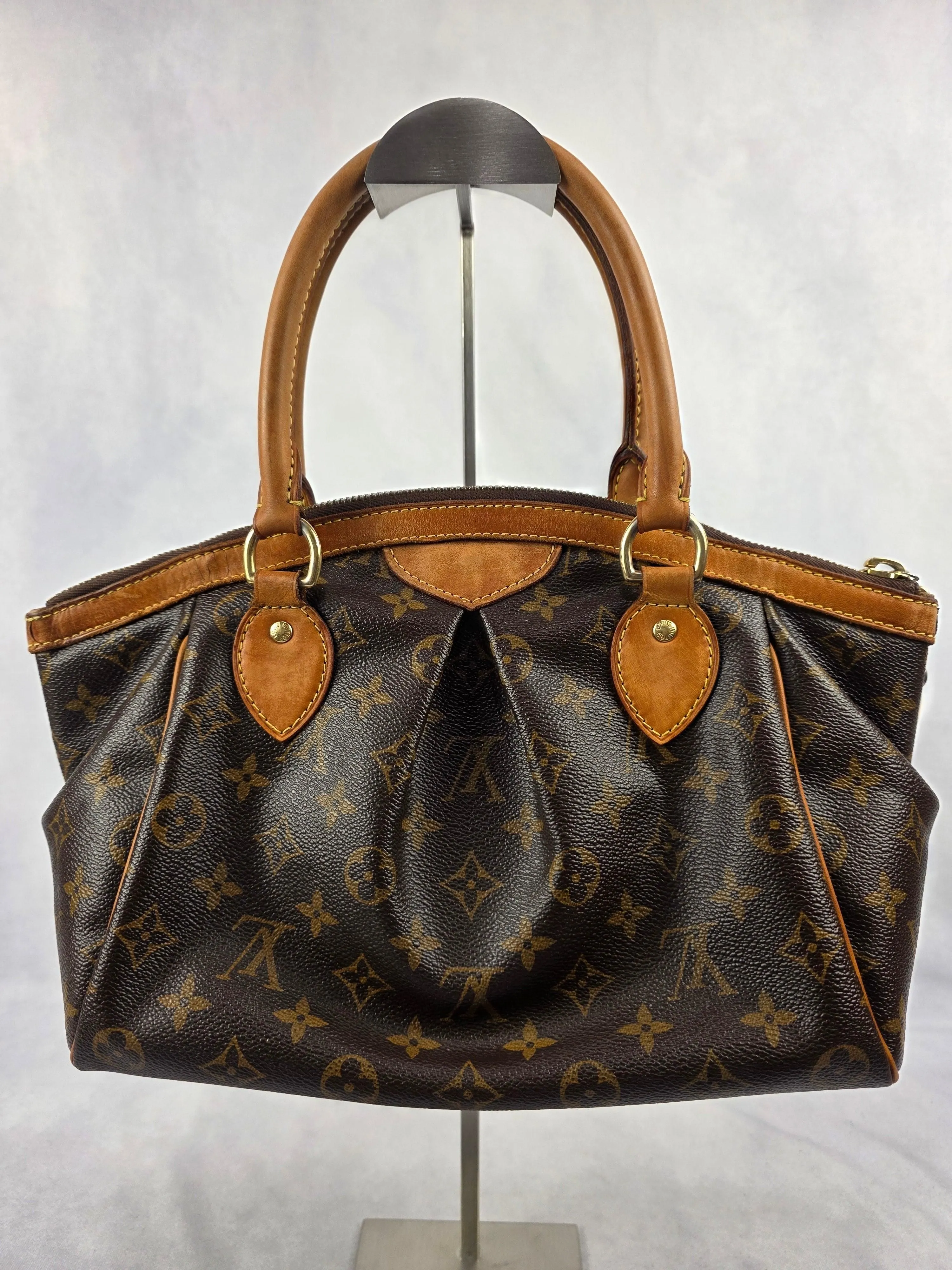 Louis Vuitton Monogram Canvas Tivoli PM Handbag, AR4130