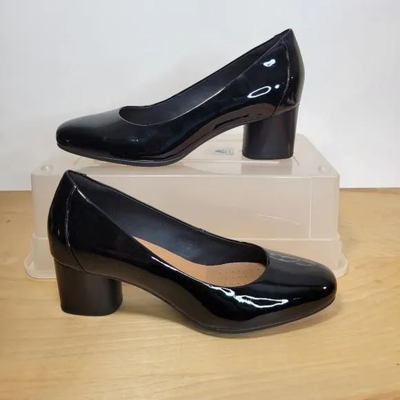 Product image for Clarks Unstructured Un Cosmo Block Heel Black Patent Pump Size 7