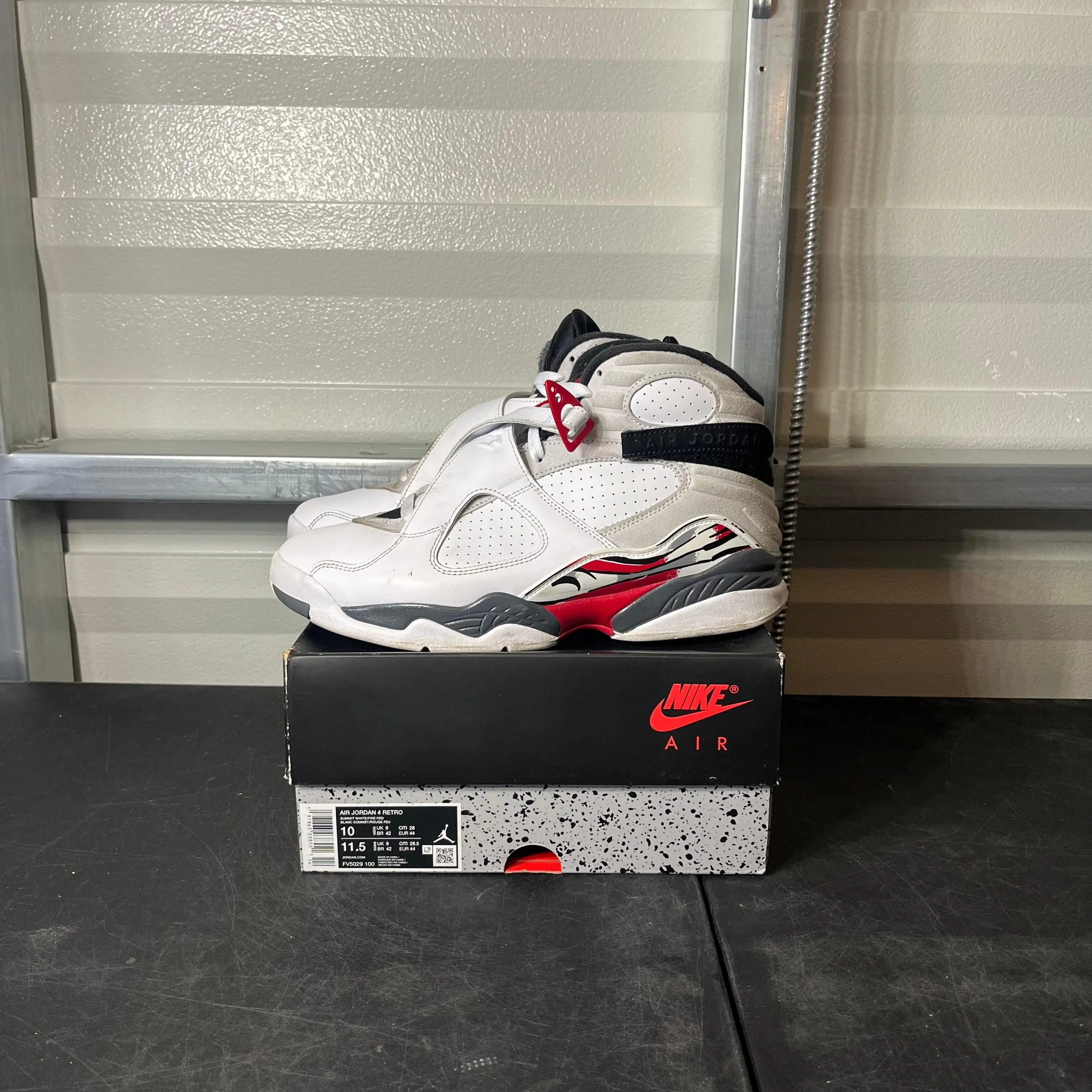 Size 10 - AJ 8 Bugs Bunny