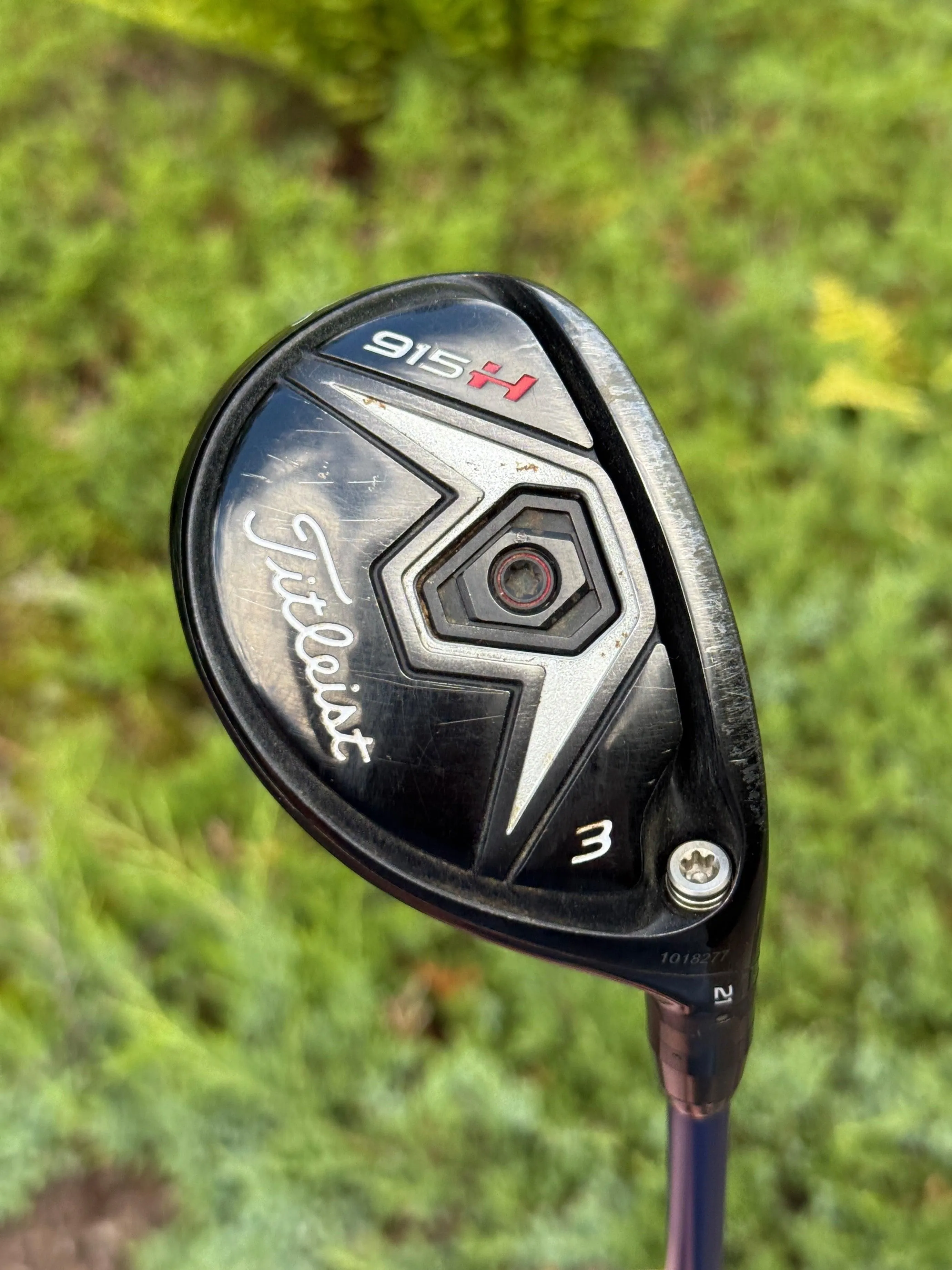 Titleist 915H 21° 3 Hybrid w/Stiff Flex Diamana 82g Shaft