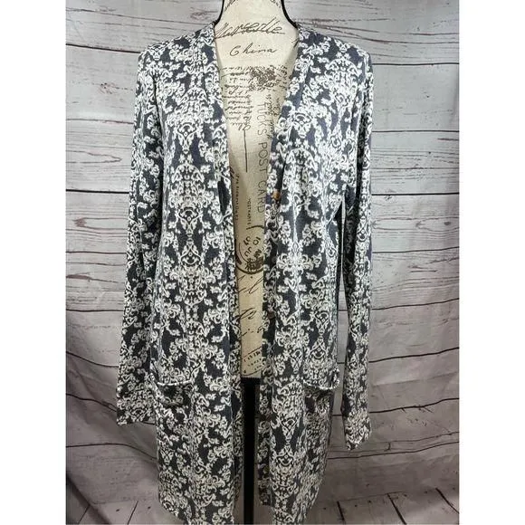 Product image for Agnes and Dora large long sleeve long open gray and white cardigan - 2344